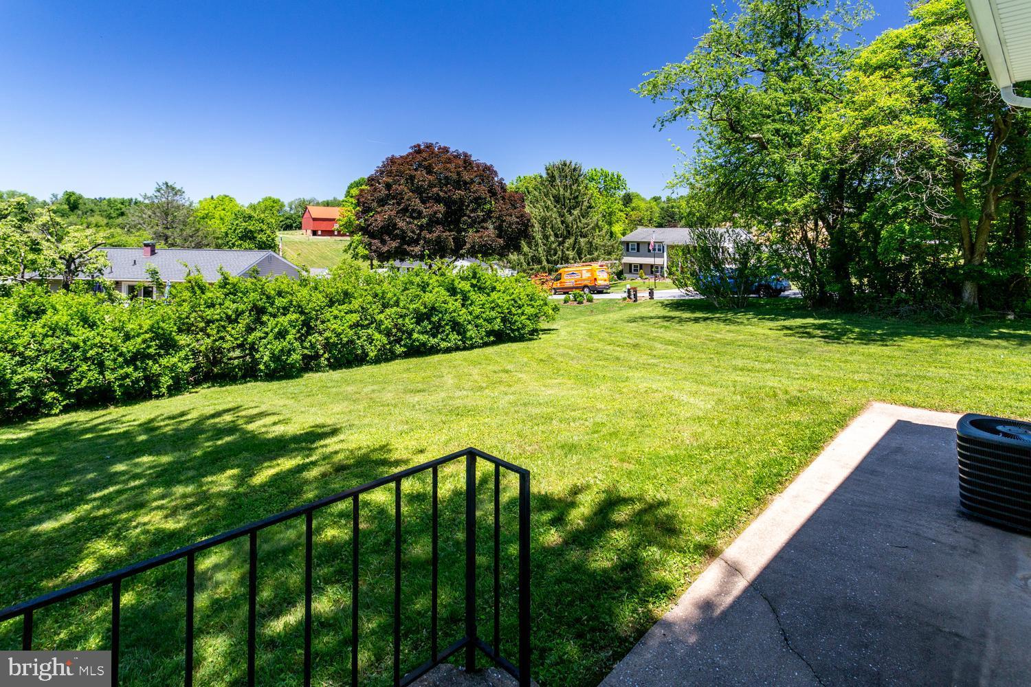 ROLLING VIEW - Residential