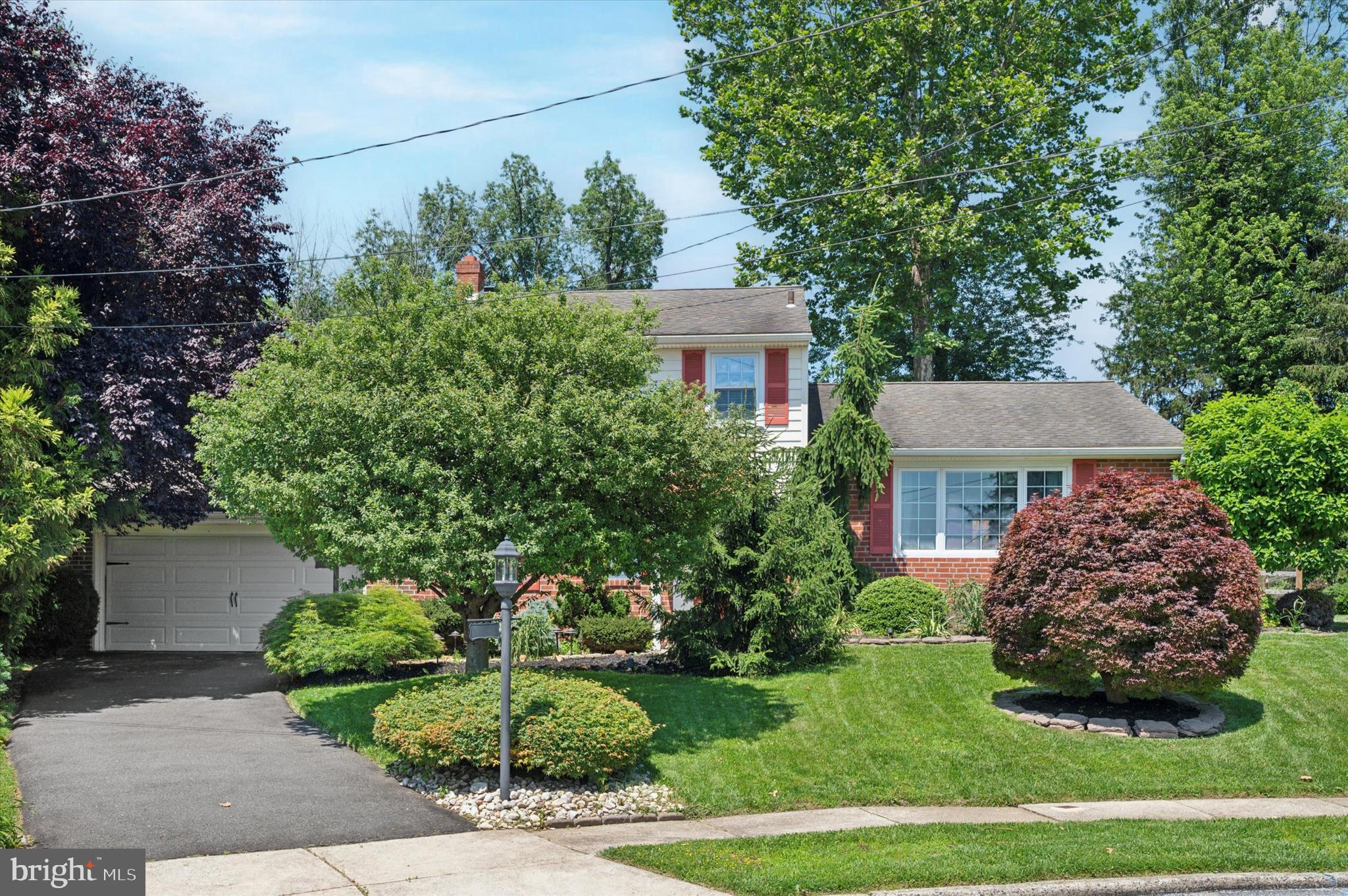 DUTTON MILL - Residential