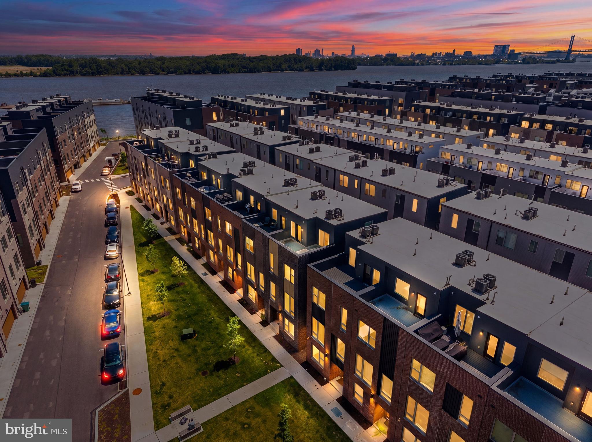 NORTHBANK - Residential