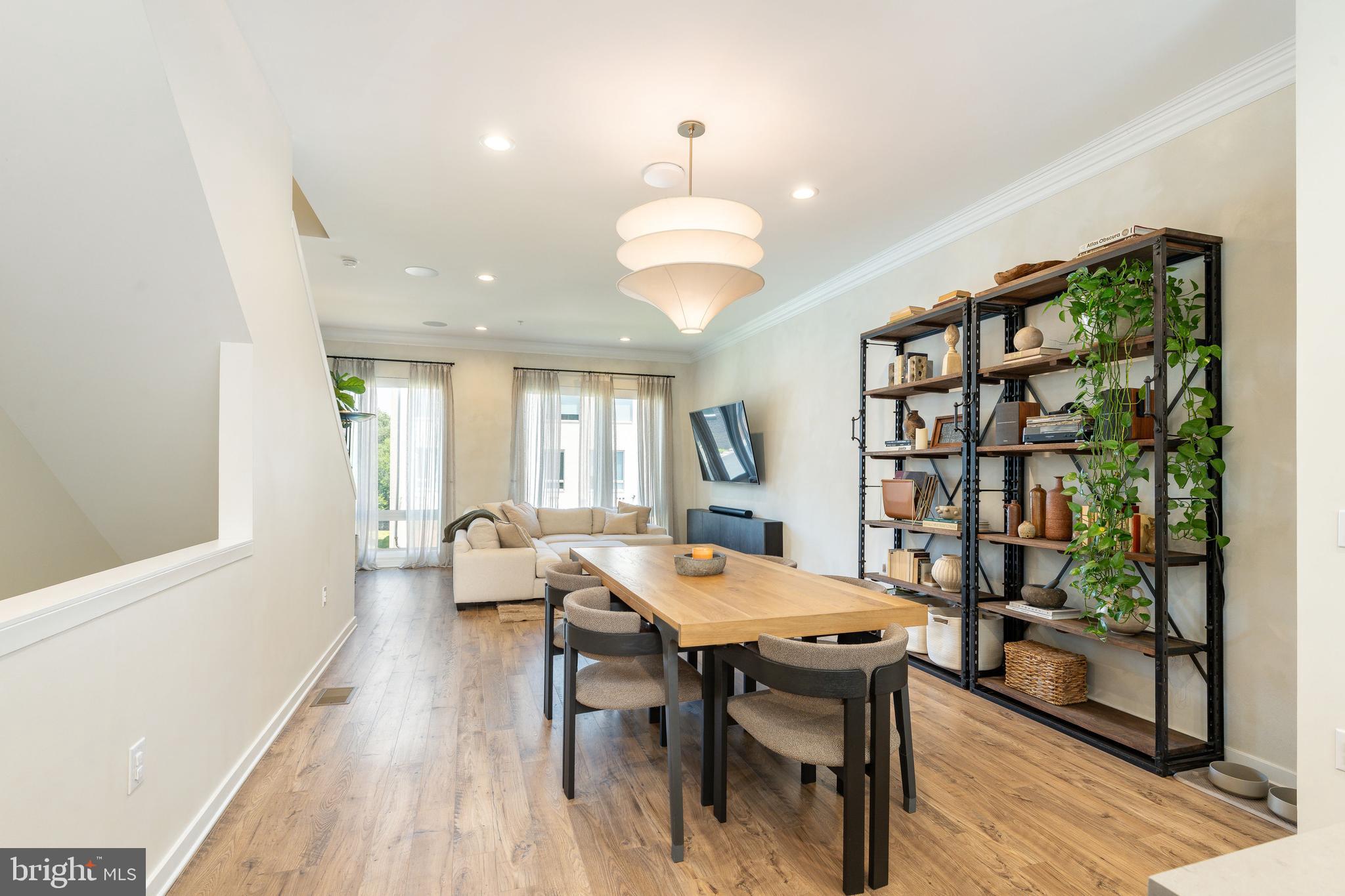NORTHBANK - Residential