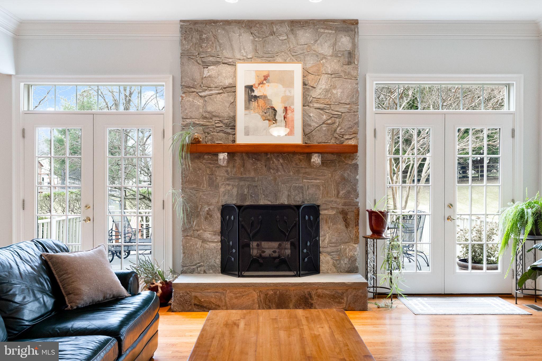 RASPBERRY FALLS - Residential