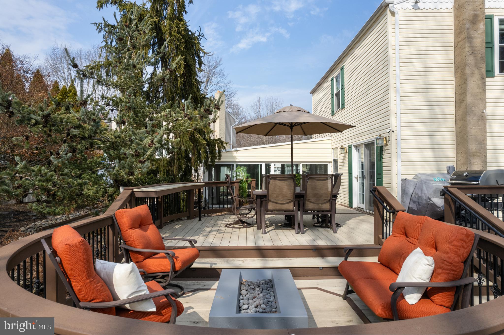 TOWAMENCIN VIL - Residential