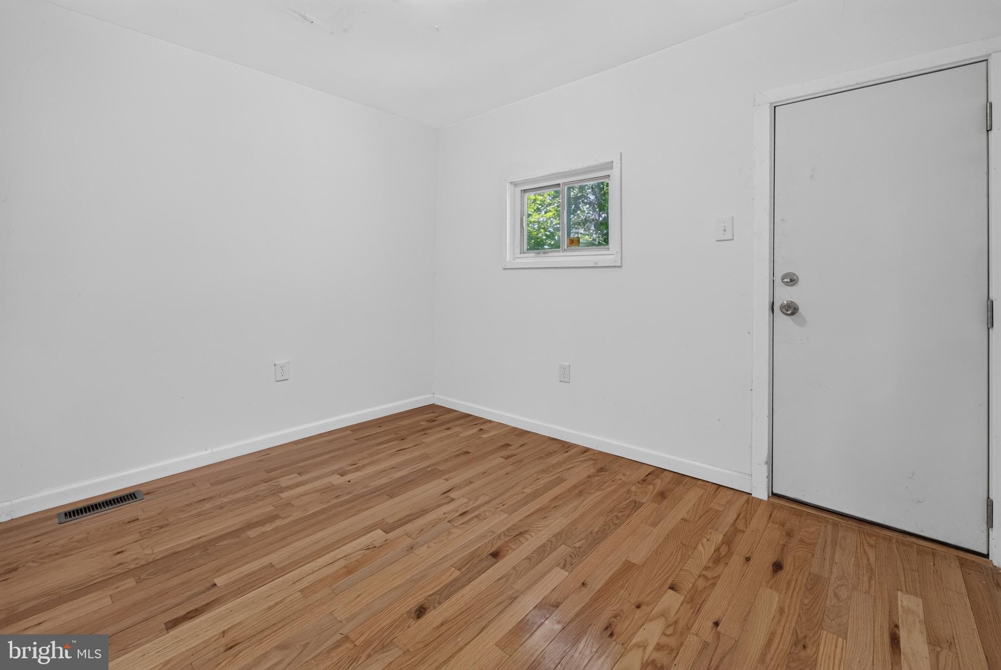 STRAWBERRY MANSION - Residential