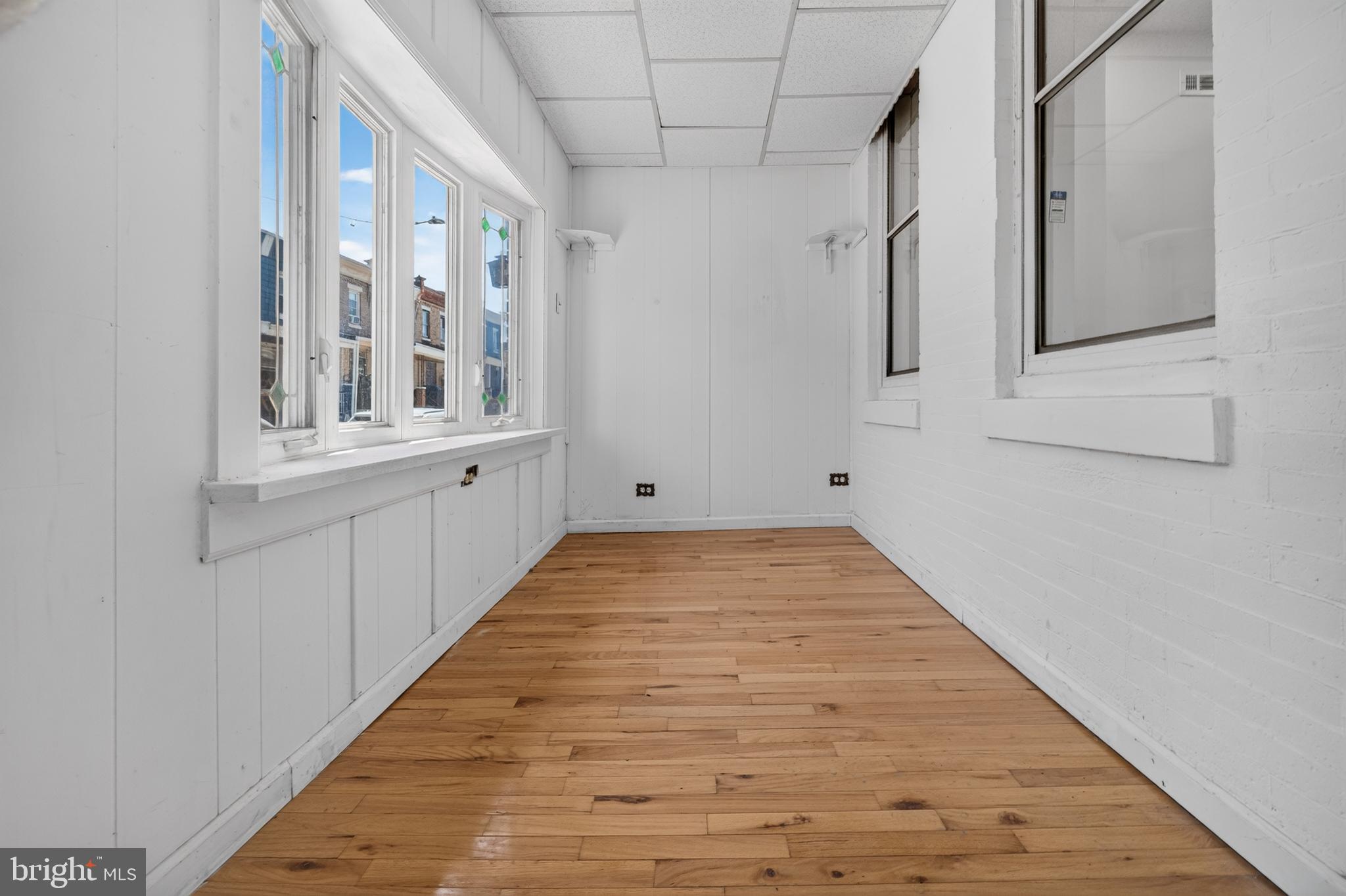 STRAWBERRY MANSION - Residential