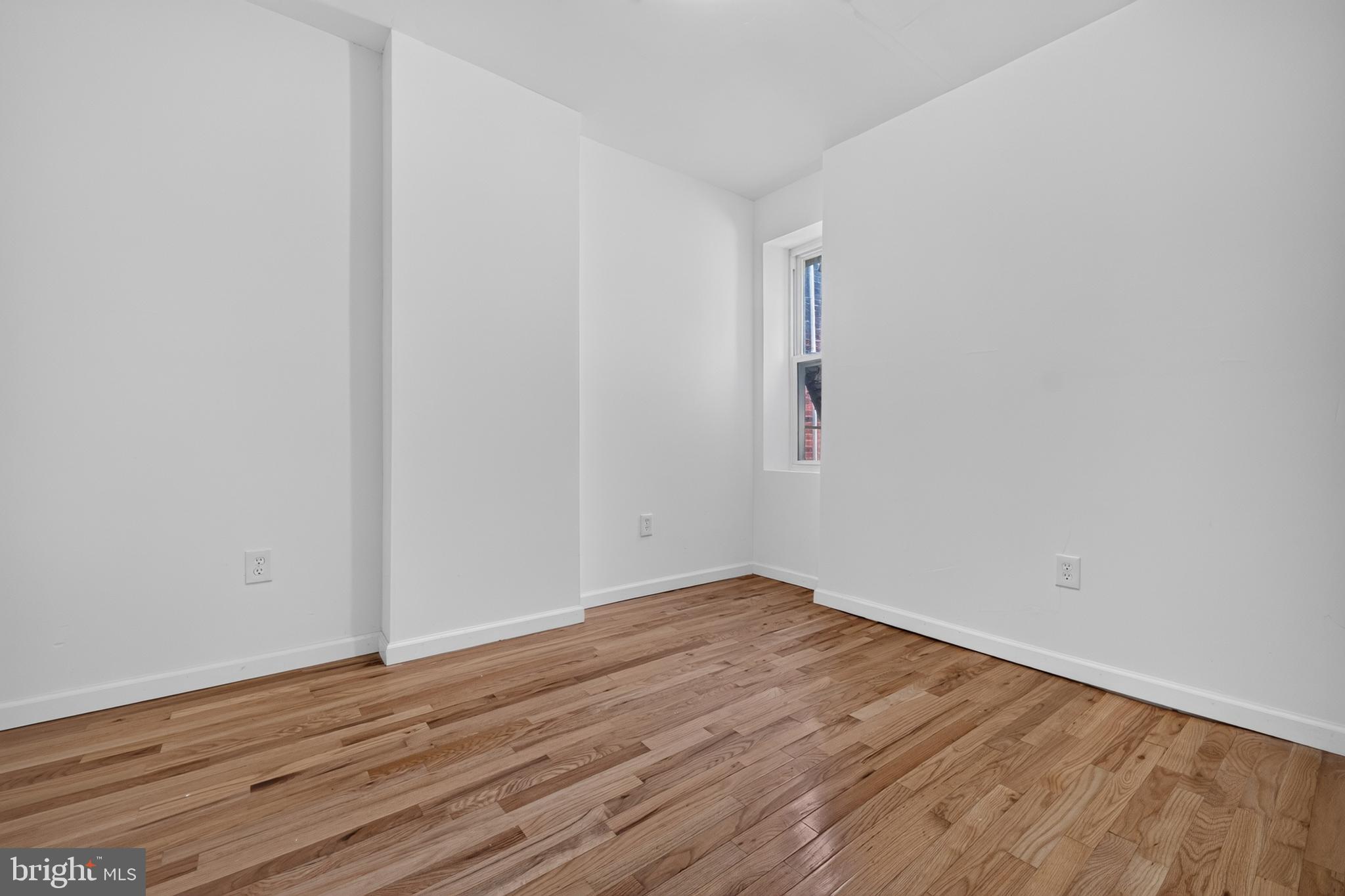 STRAWBERRY MANSION - Residential