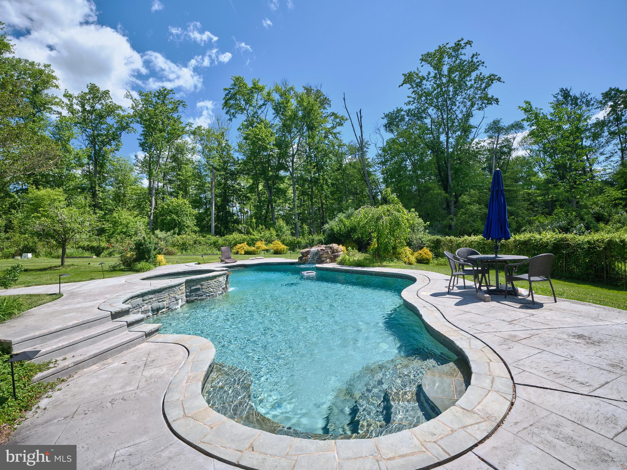 STONE RIDGE - Residential