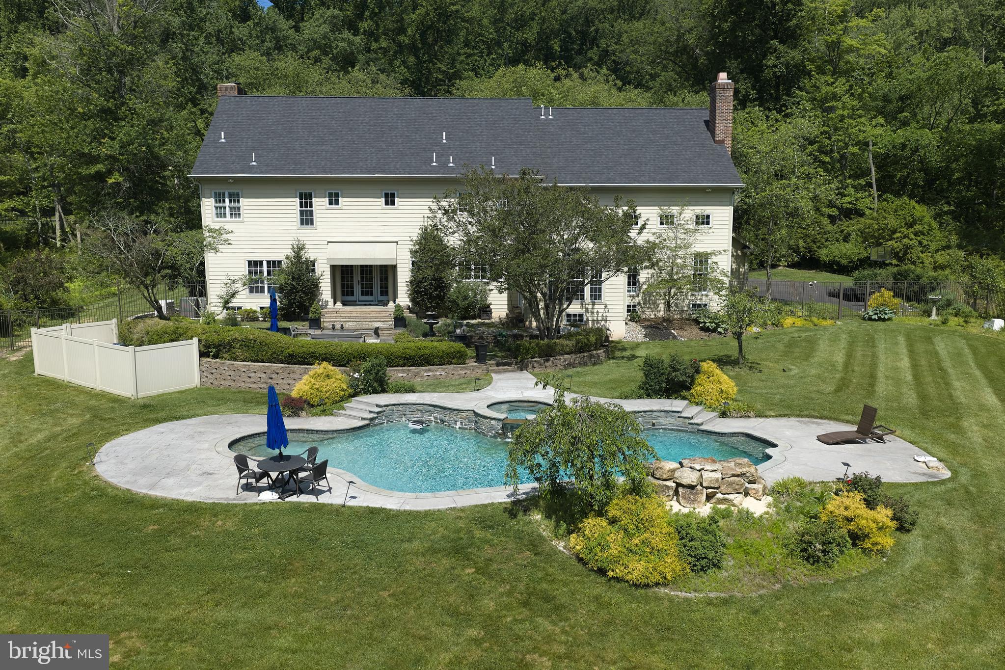 STONE RIDGE - Residential