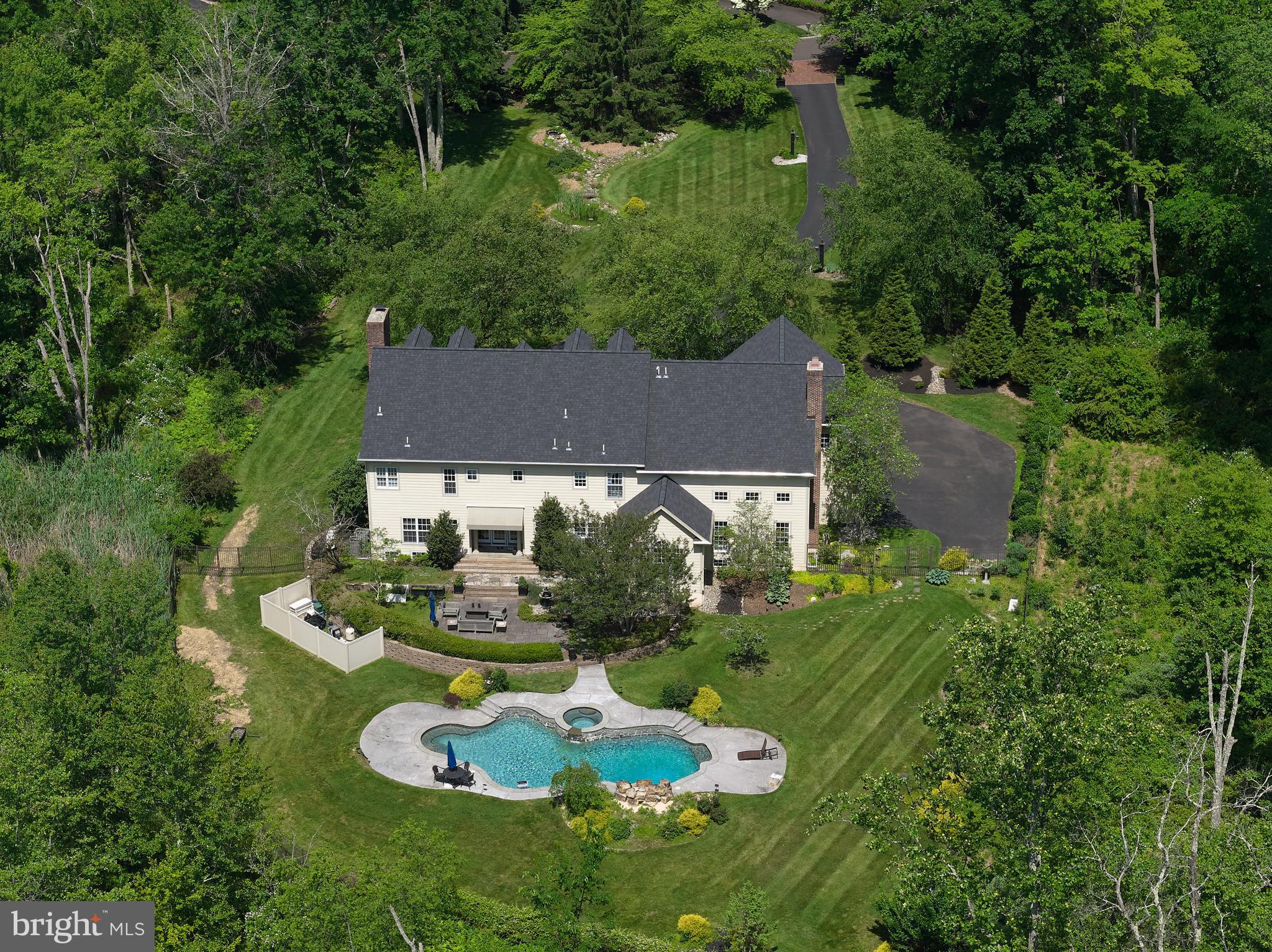 STONE RIDGE - Residential