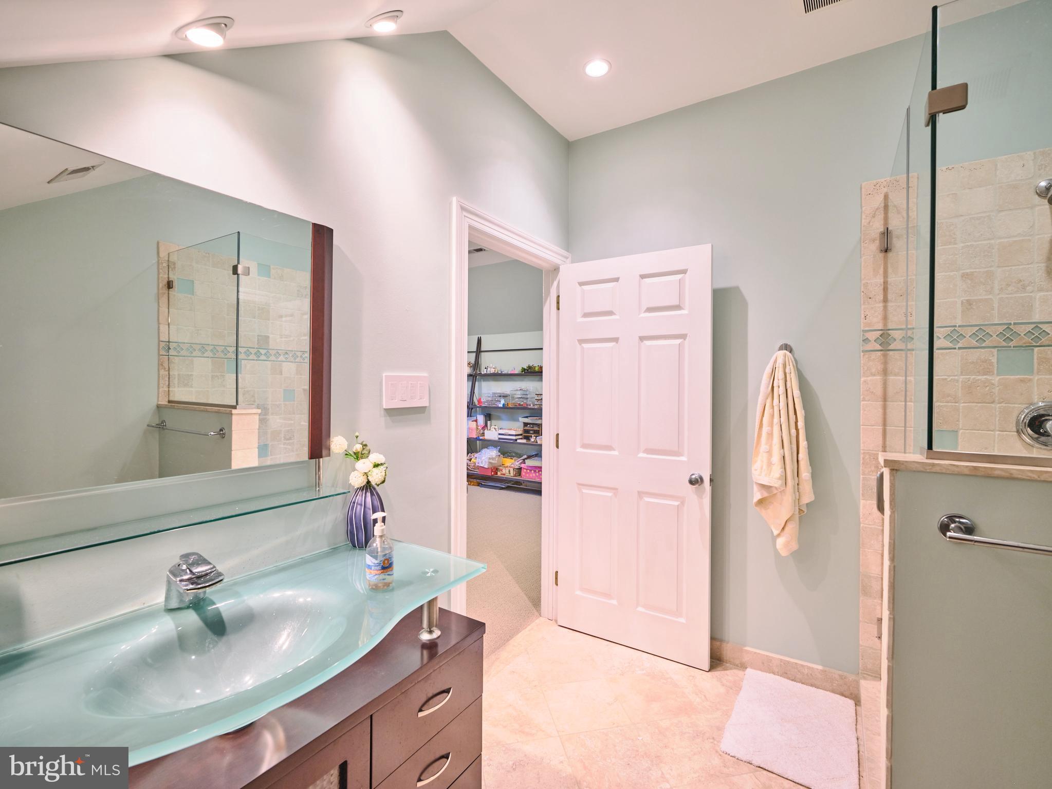 STONE RIDGE - Residential