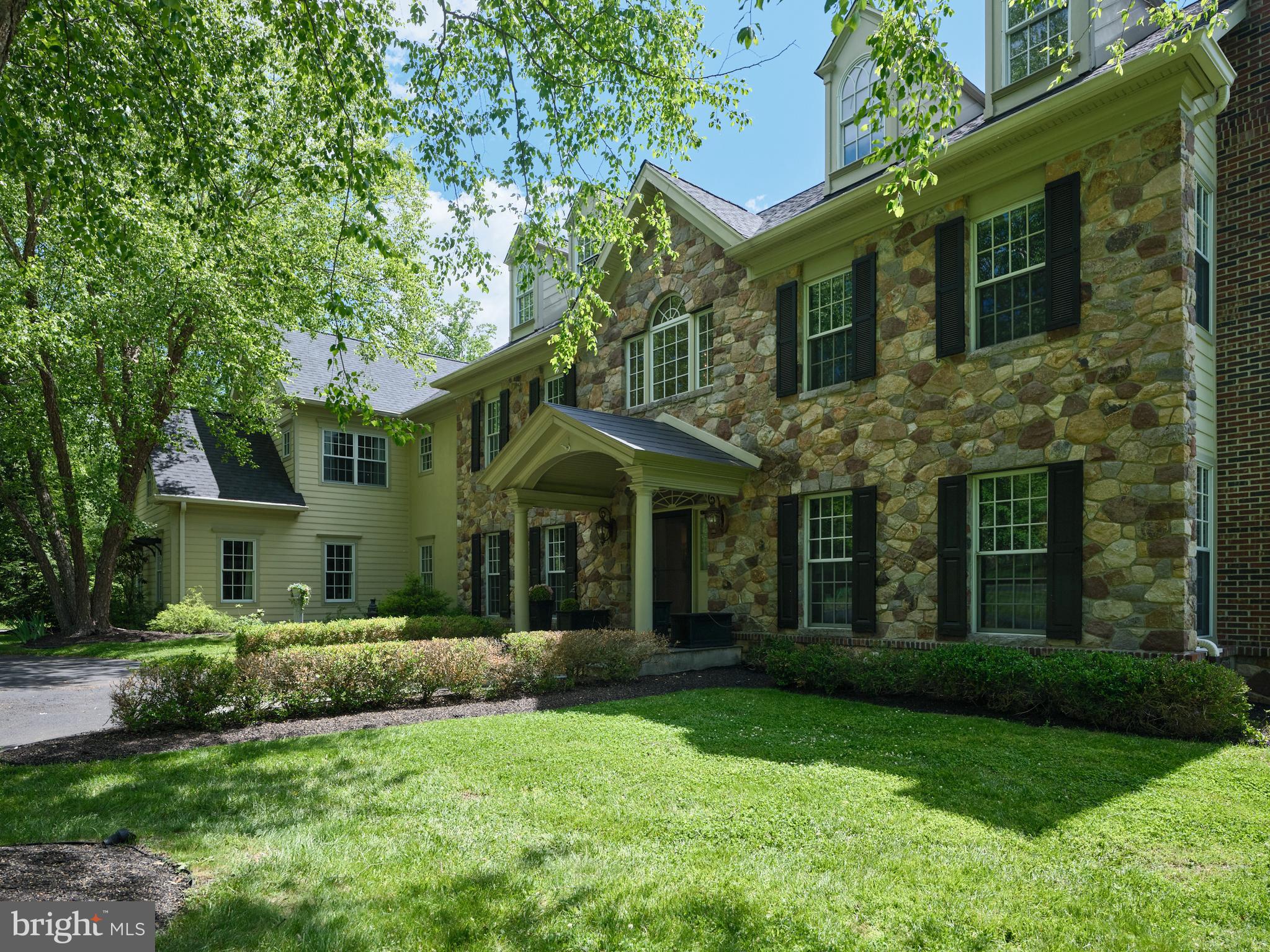 STONE RIDGE - Residential