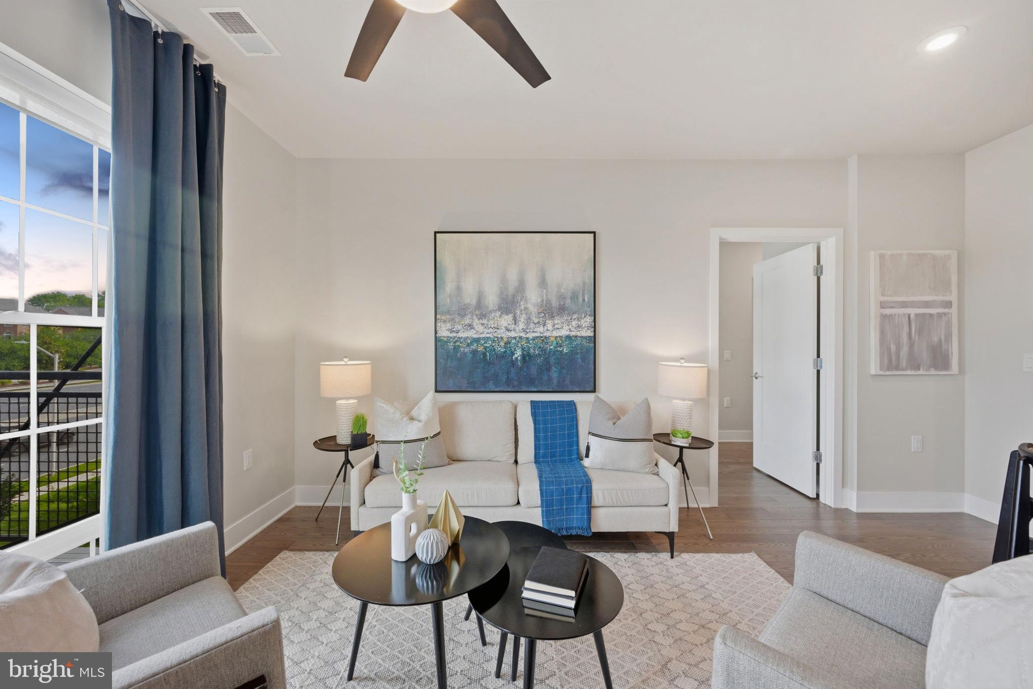 CROWN FARM - Residential