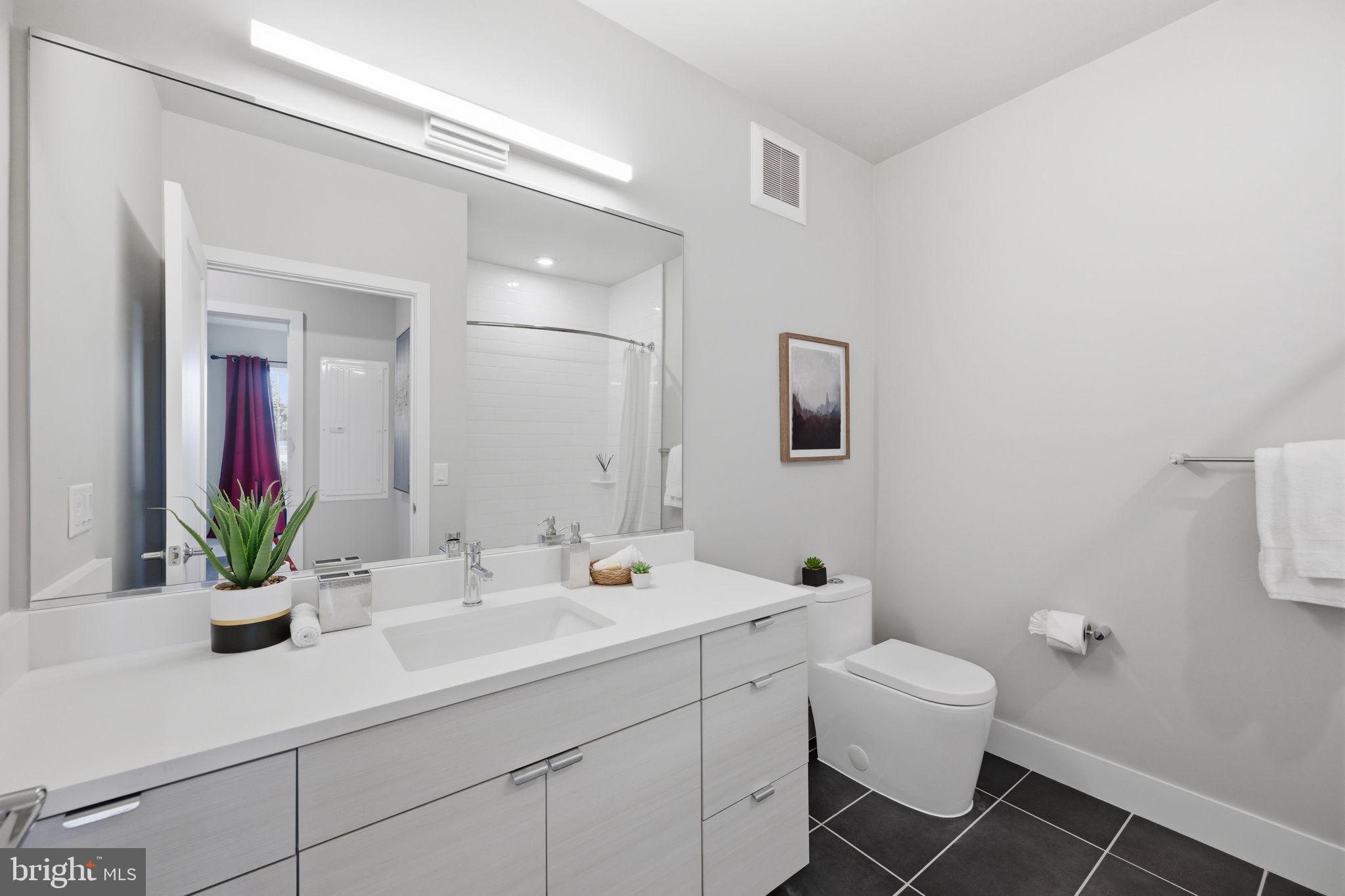 CROWN FARM - Residential