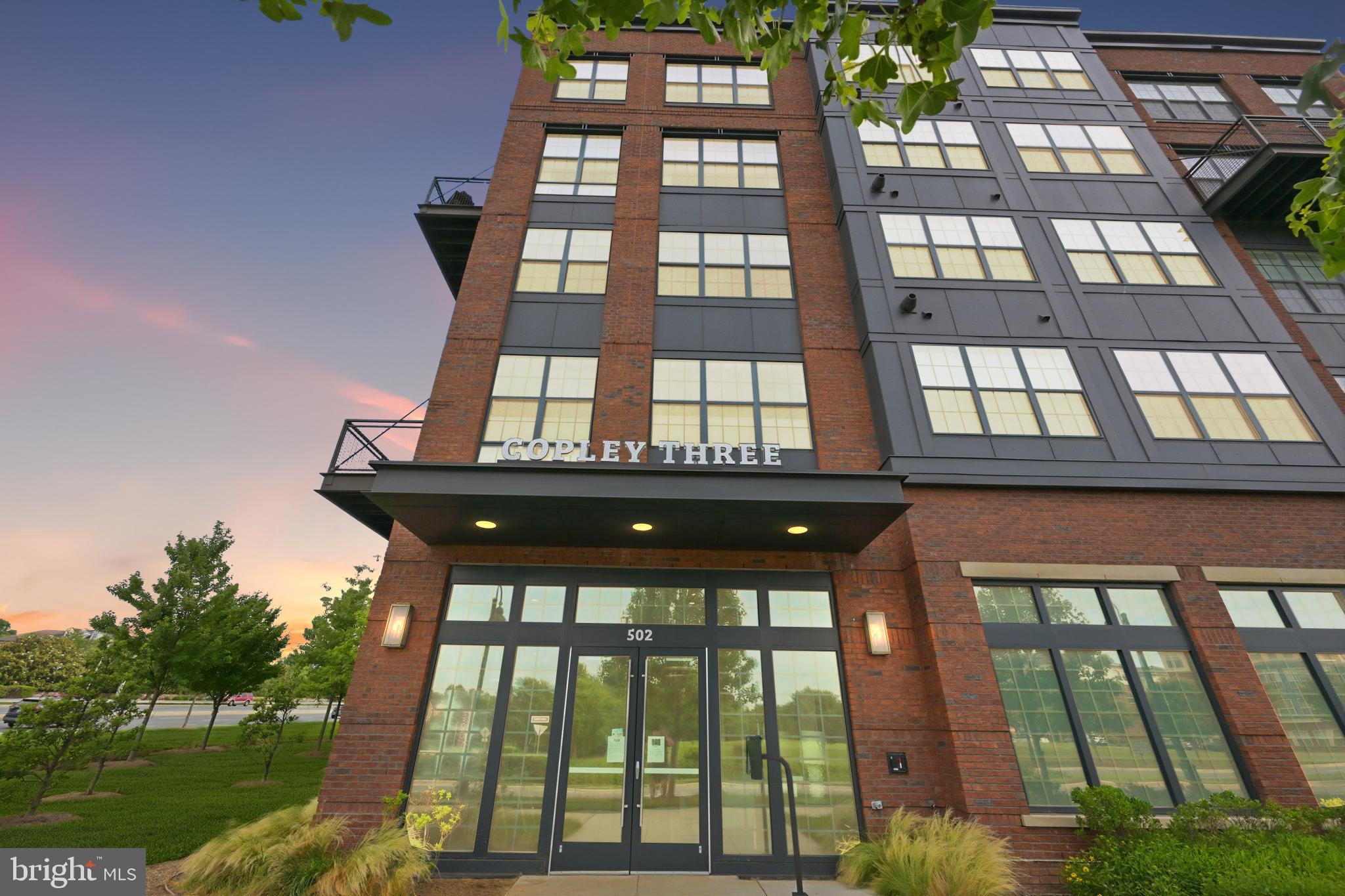 CROWN FARM - Residential