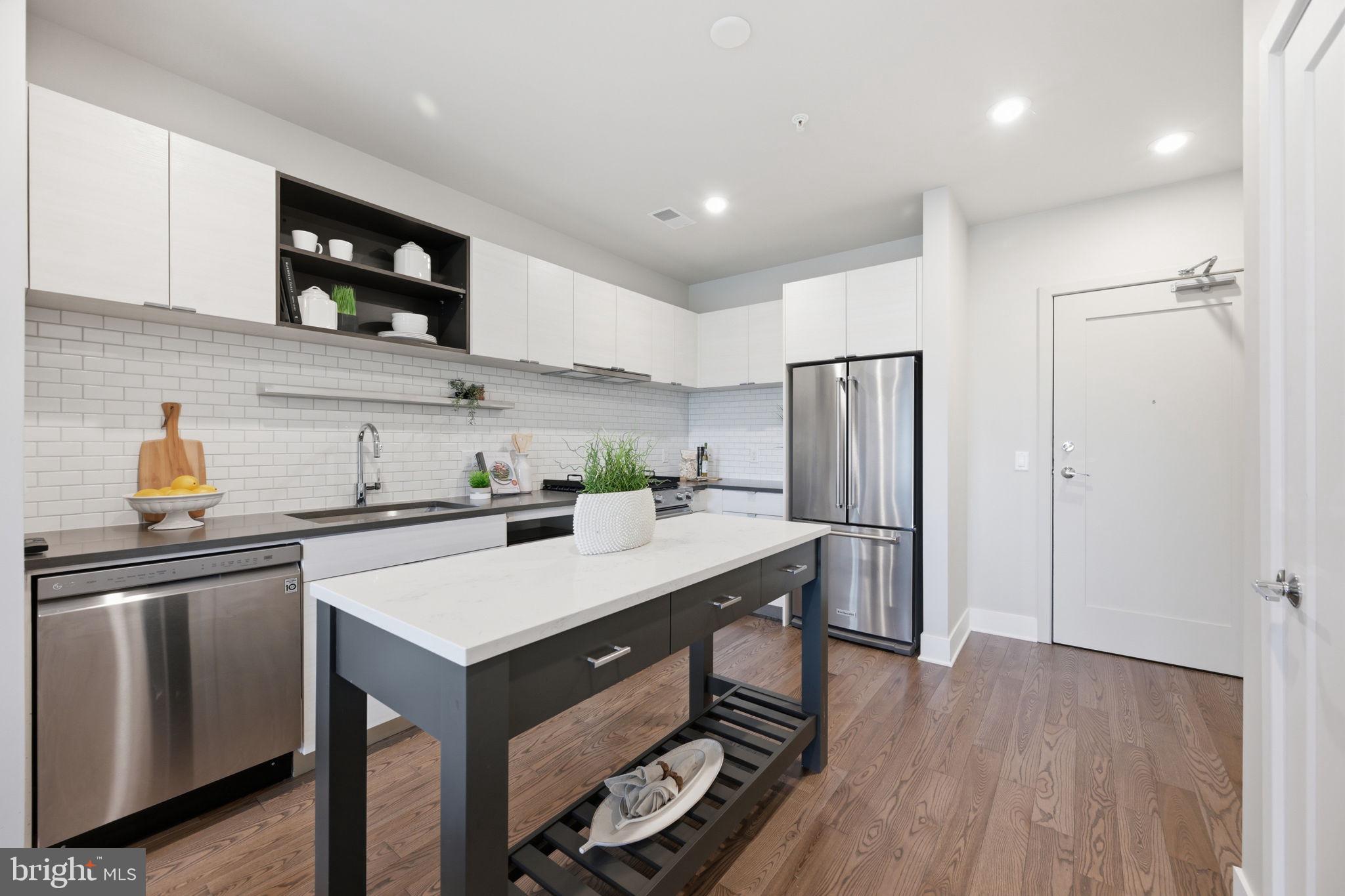 CROWN FARM - Residential