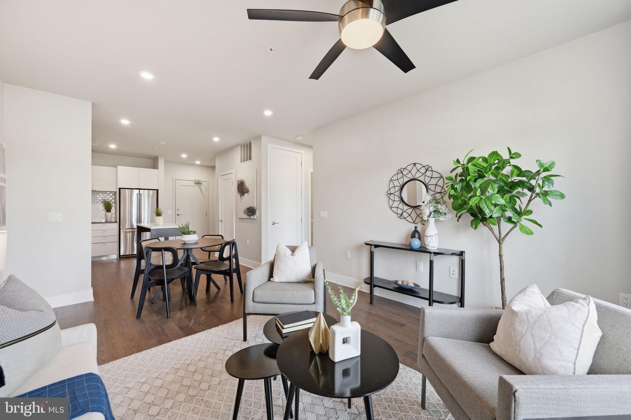 CROWN FARM - Residential