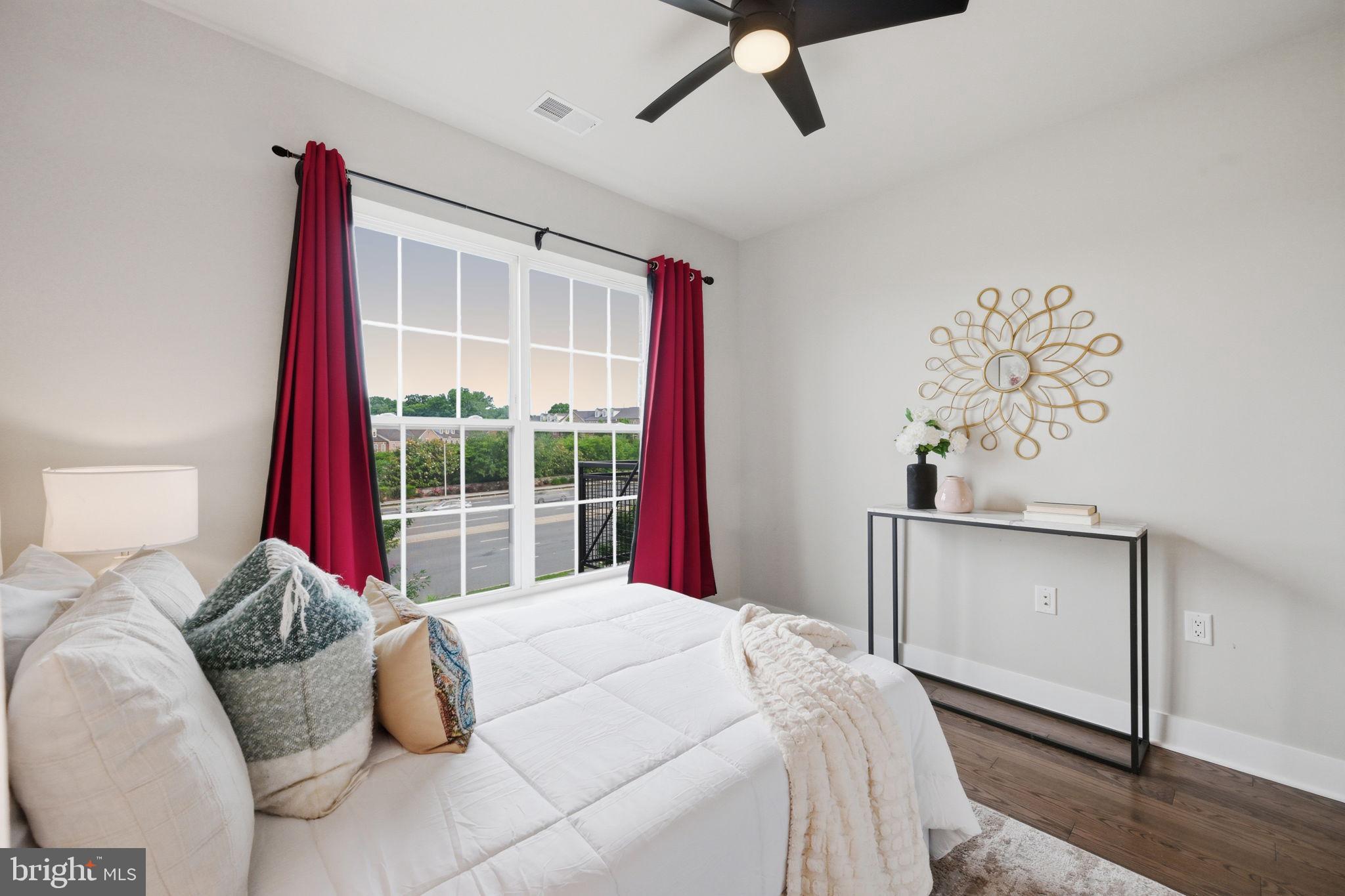 CROWN FARM - Residential