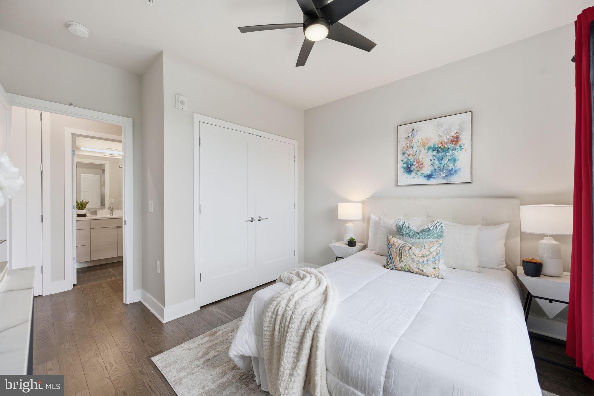 CROWN FARM - Residential