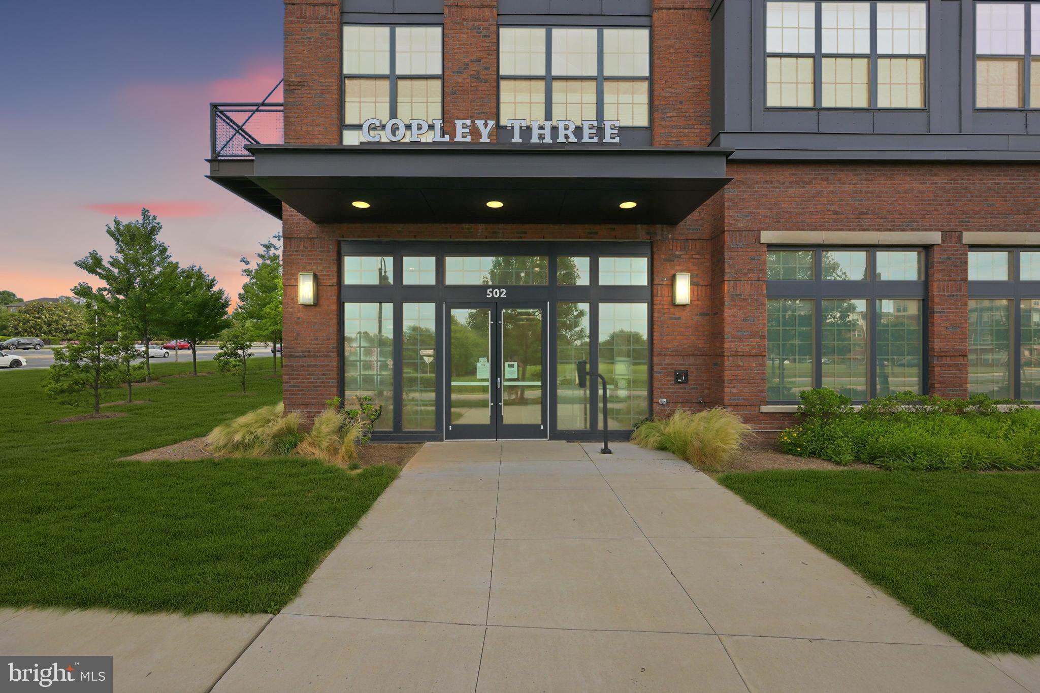 CROWN FARM - Residential