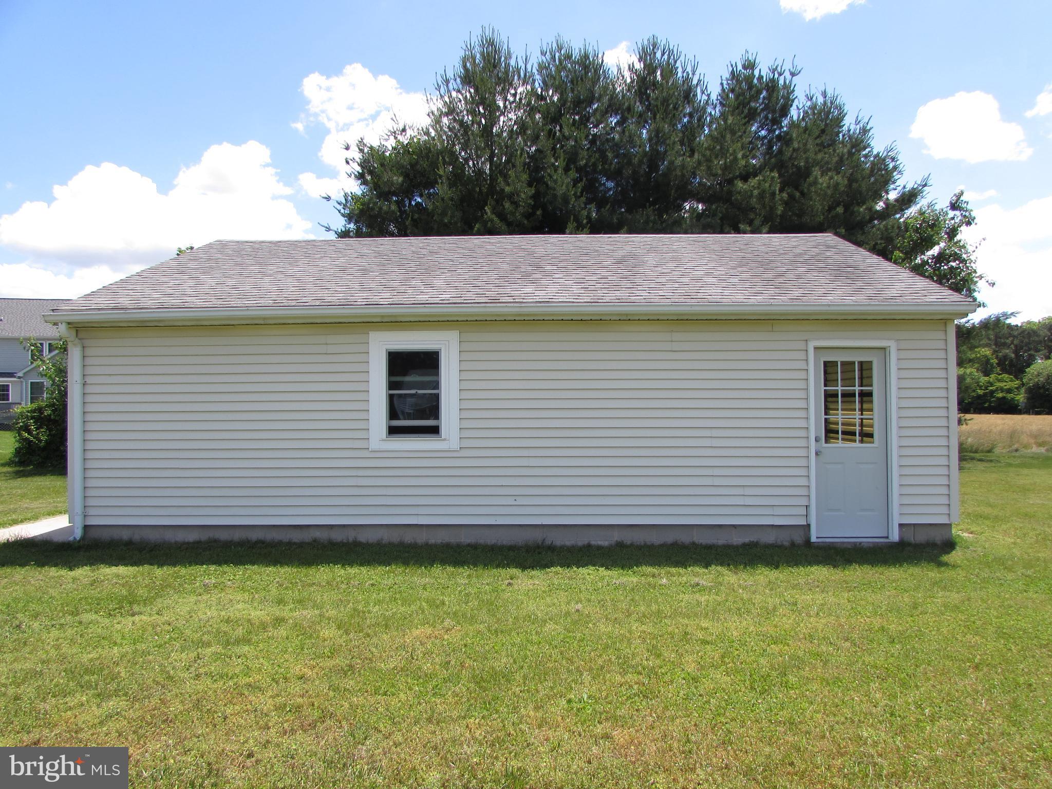 WILLISTON - Residential