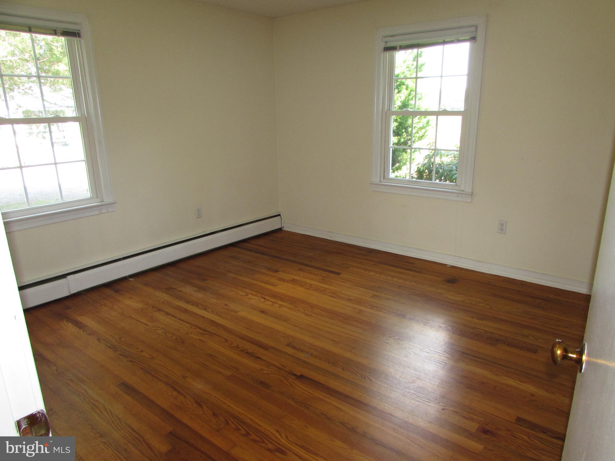 WILLISTON - Residential