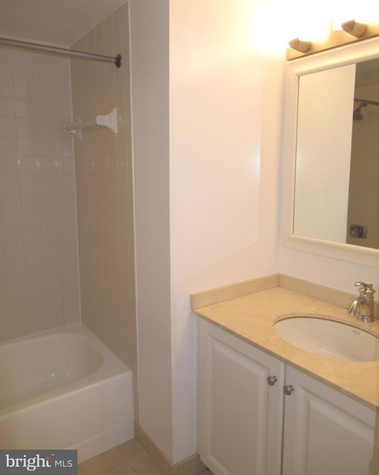 GROSVENOR PARK - Residential Lease