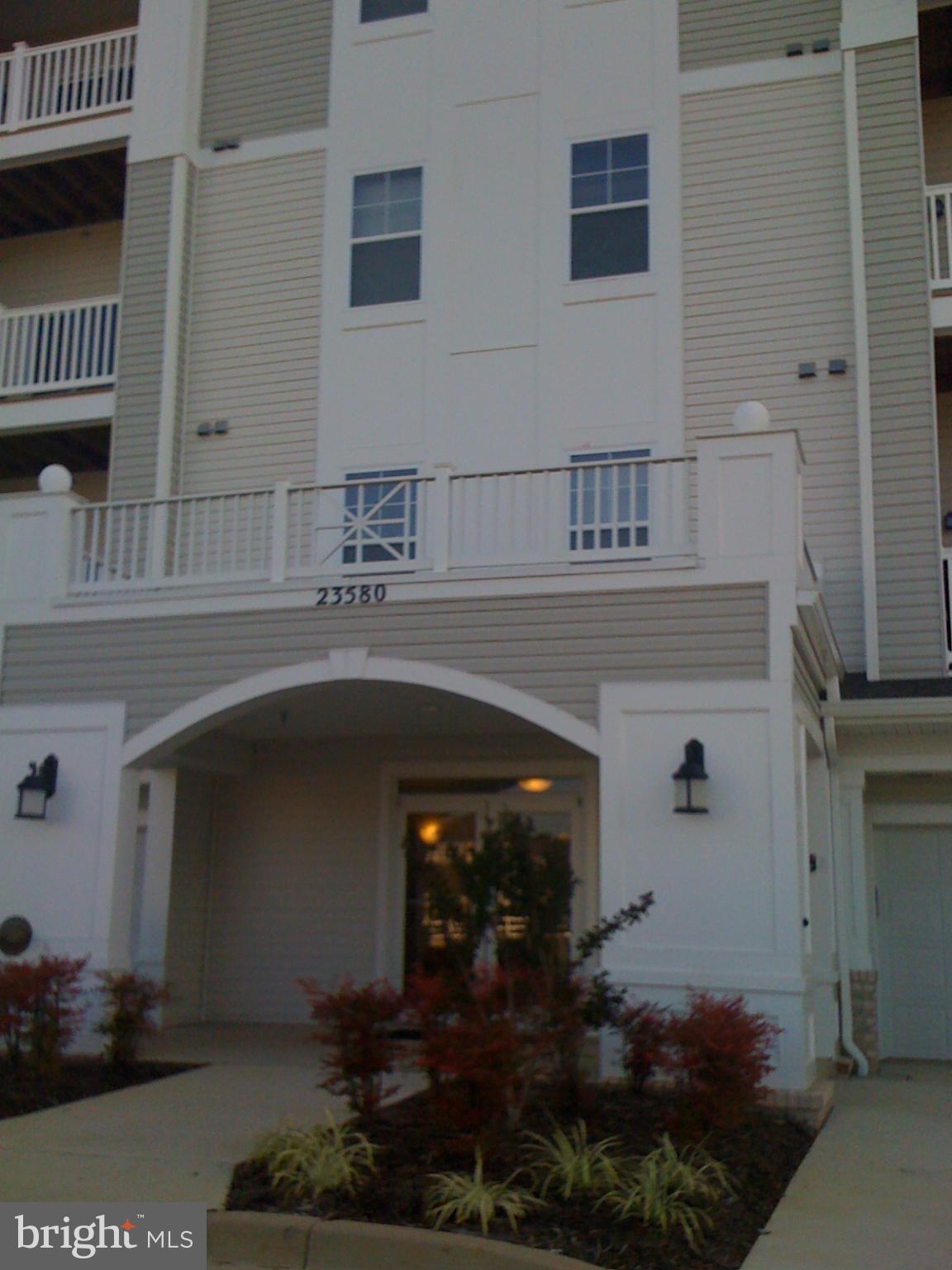 RESIDENCES AT WILDEWOOD - Residential Lease