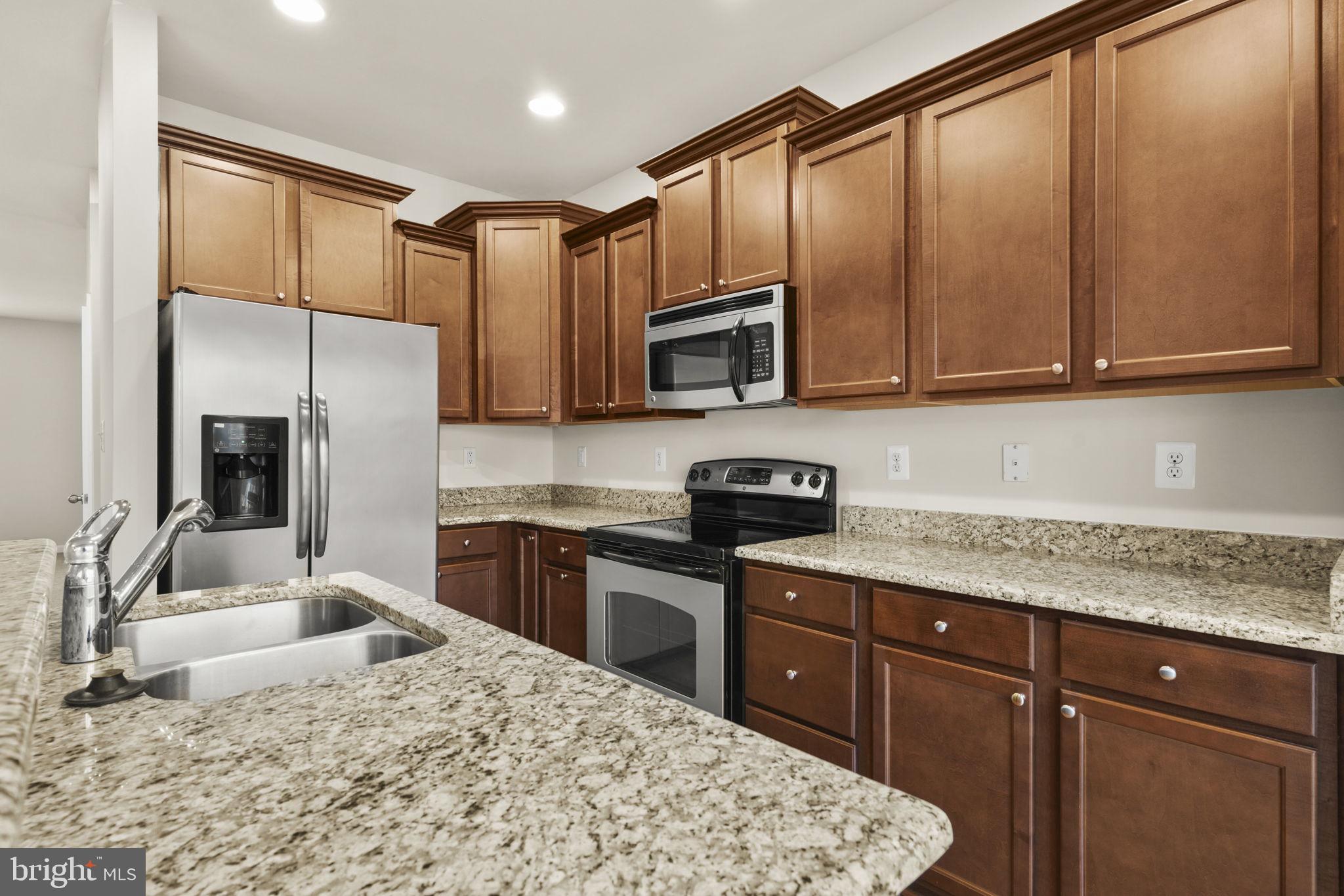 CHELSEA MANOR - Residential