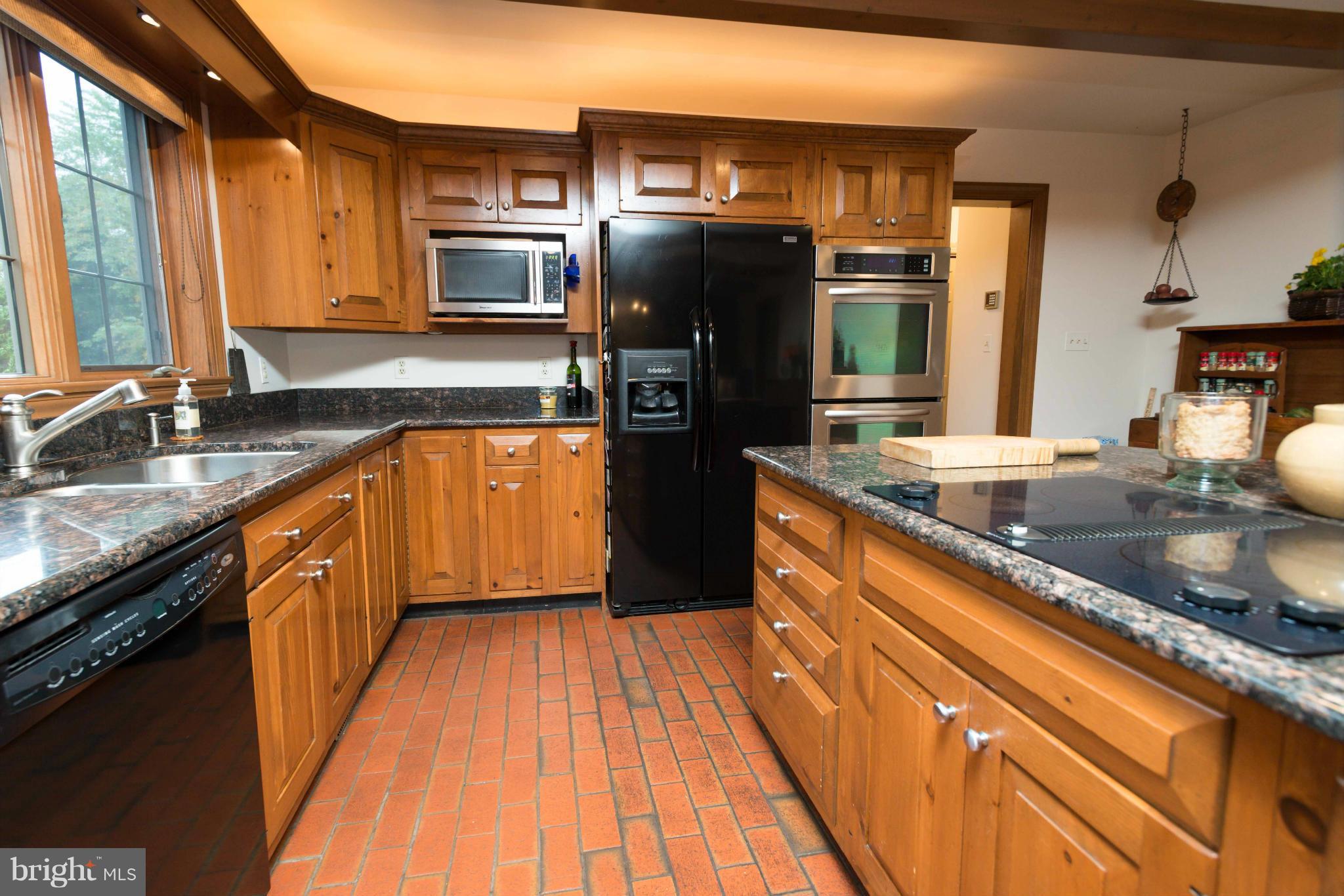 GREENLANDS HUNT VALLEY - Residential