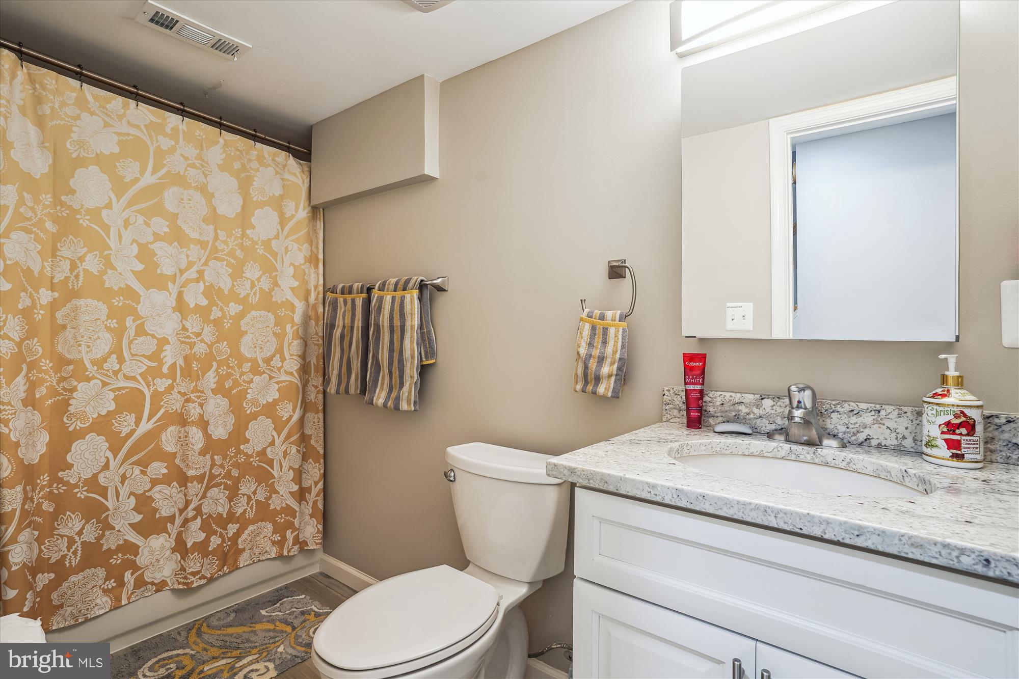 MONTCLAIR - Residential