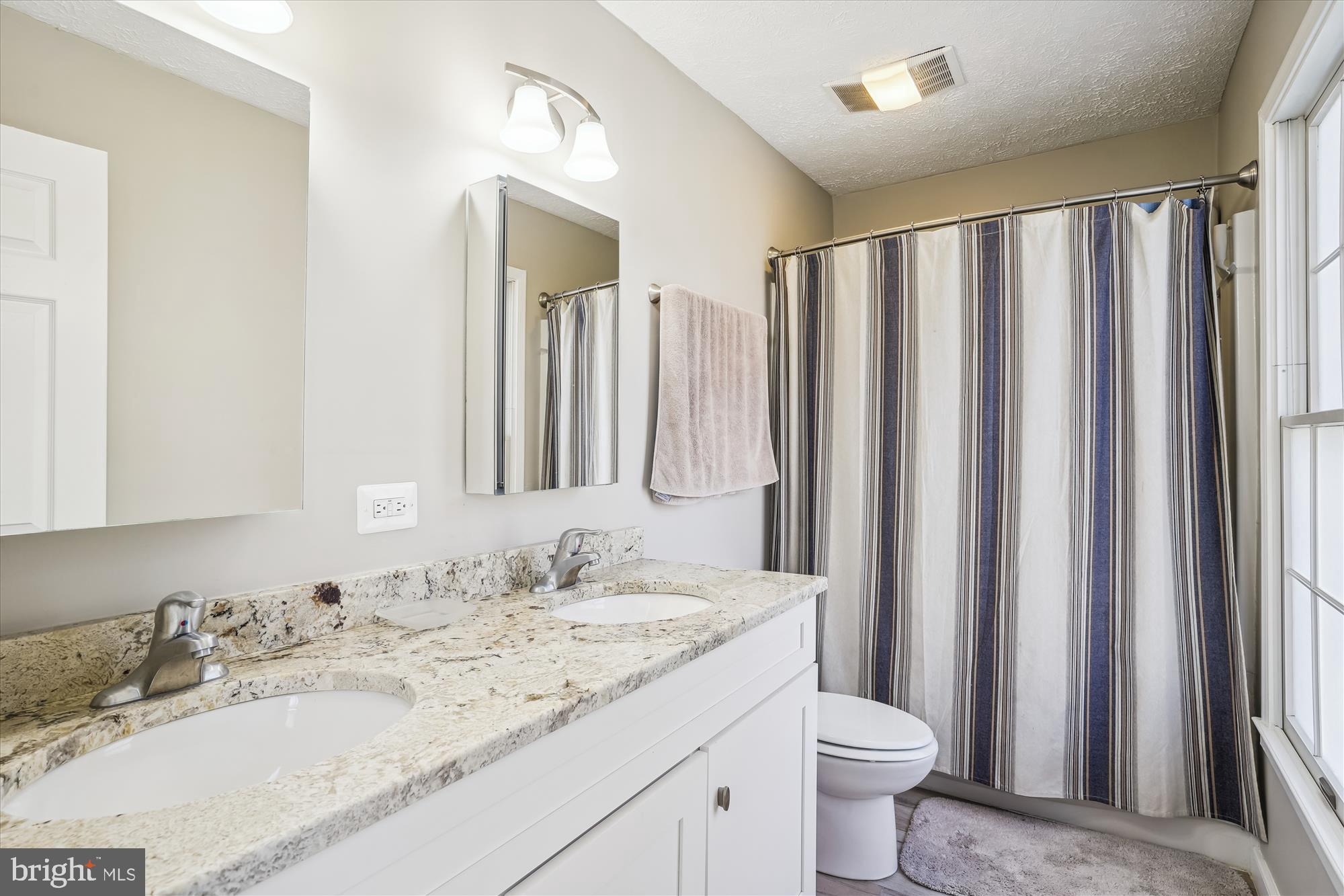 MONTCLAIR - Residential