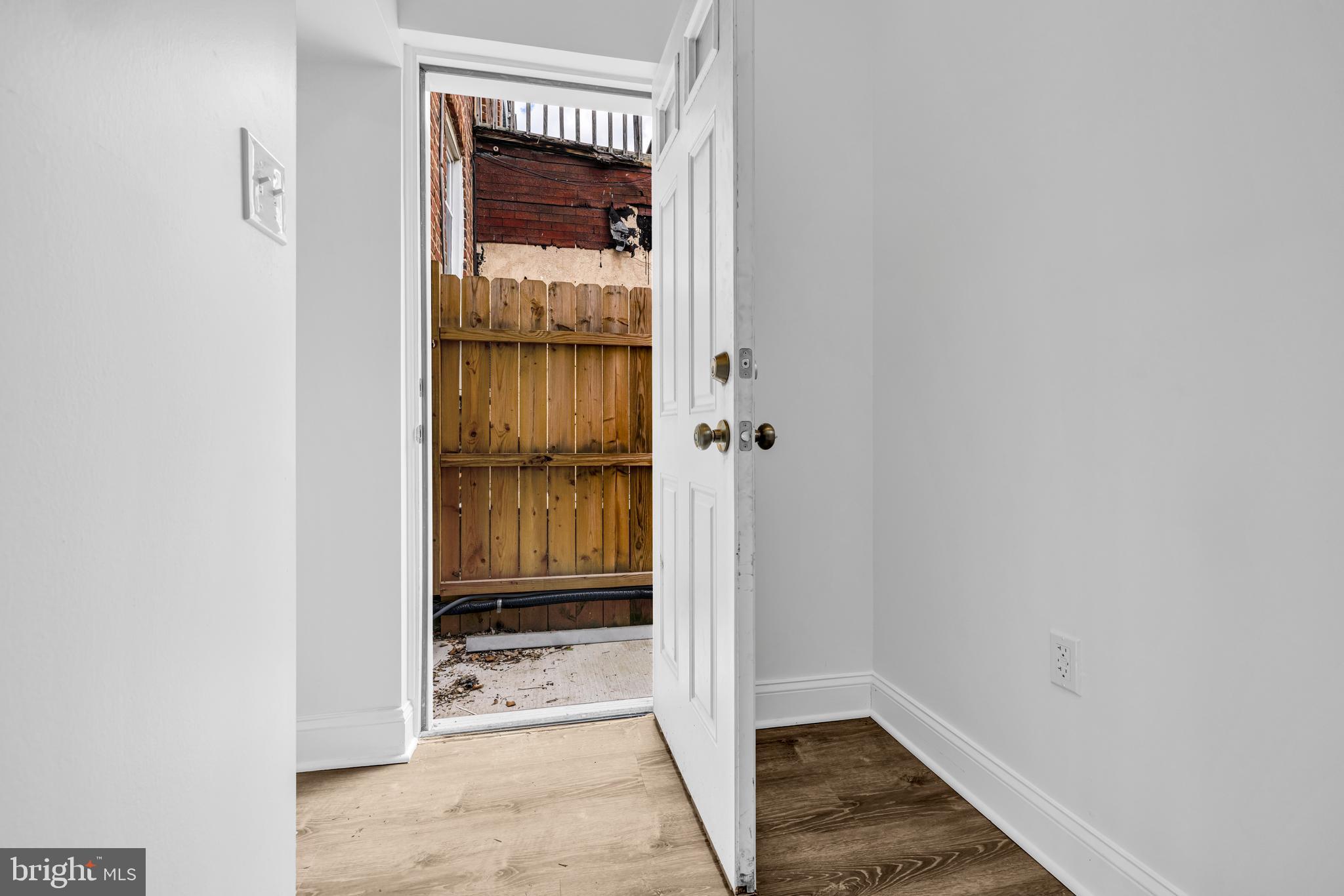 WINCHESTER - Residential