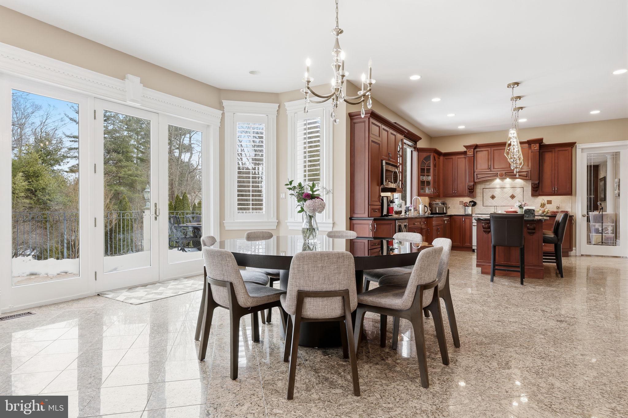 CHURCHVILLE MANOR - Residential