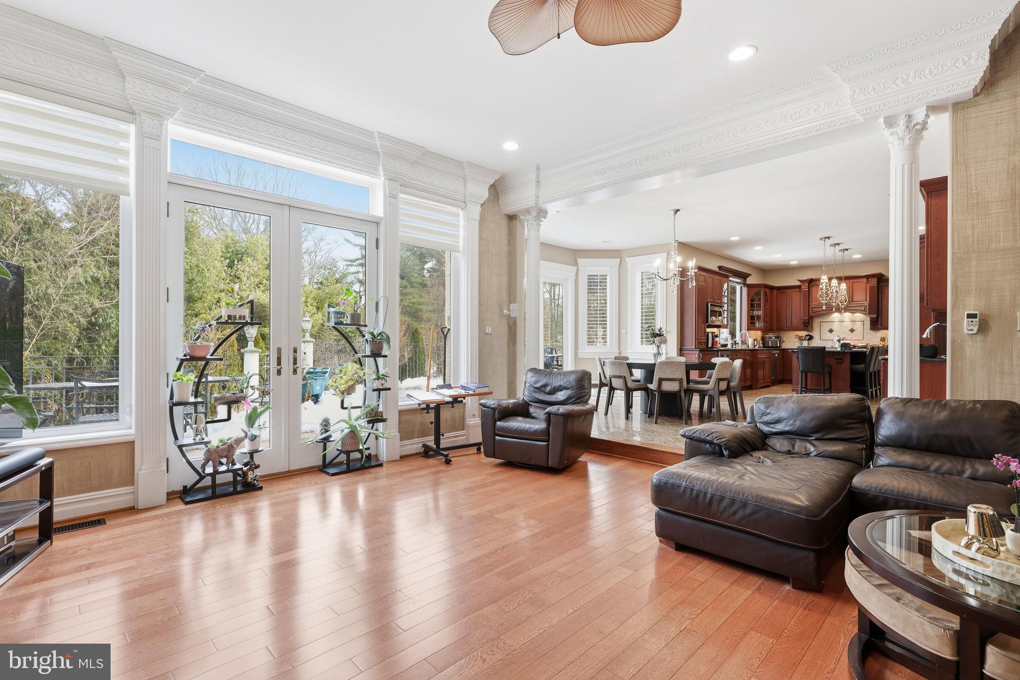 CHURCHVILLE MANOR - Residential