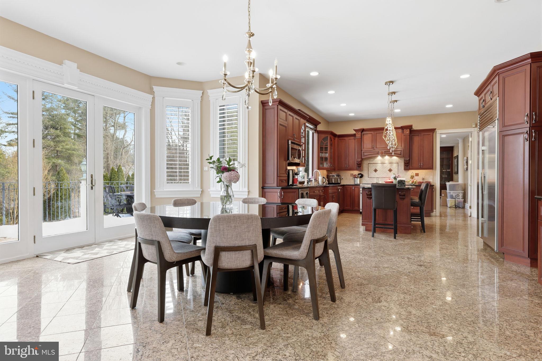CHURCHVILLE MANOR - Residential