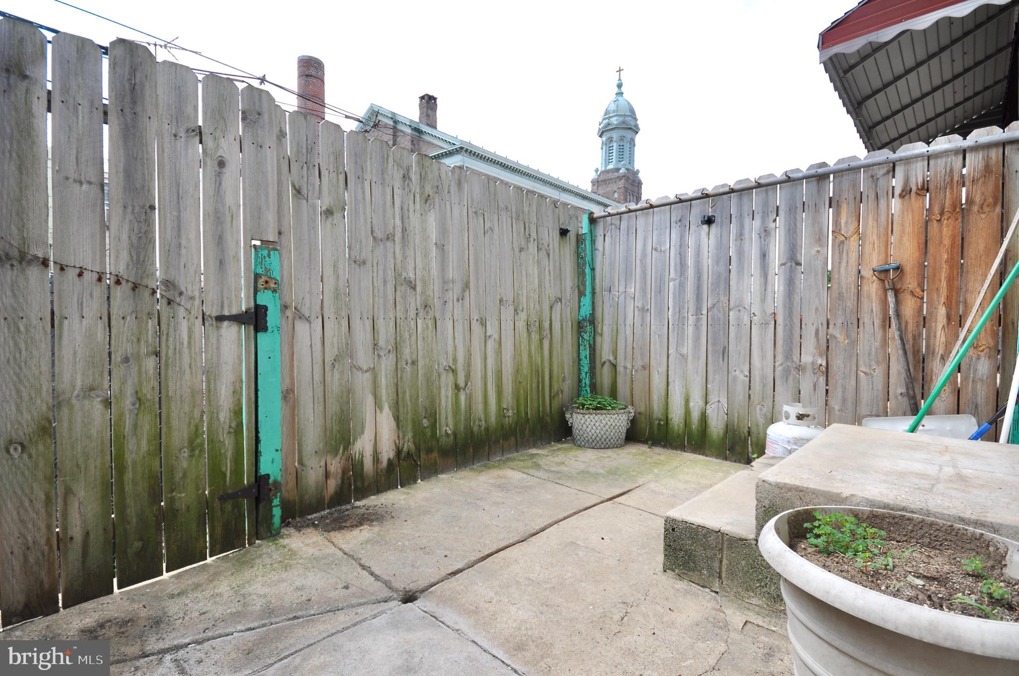 PORT RICHMOND - Residential