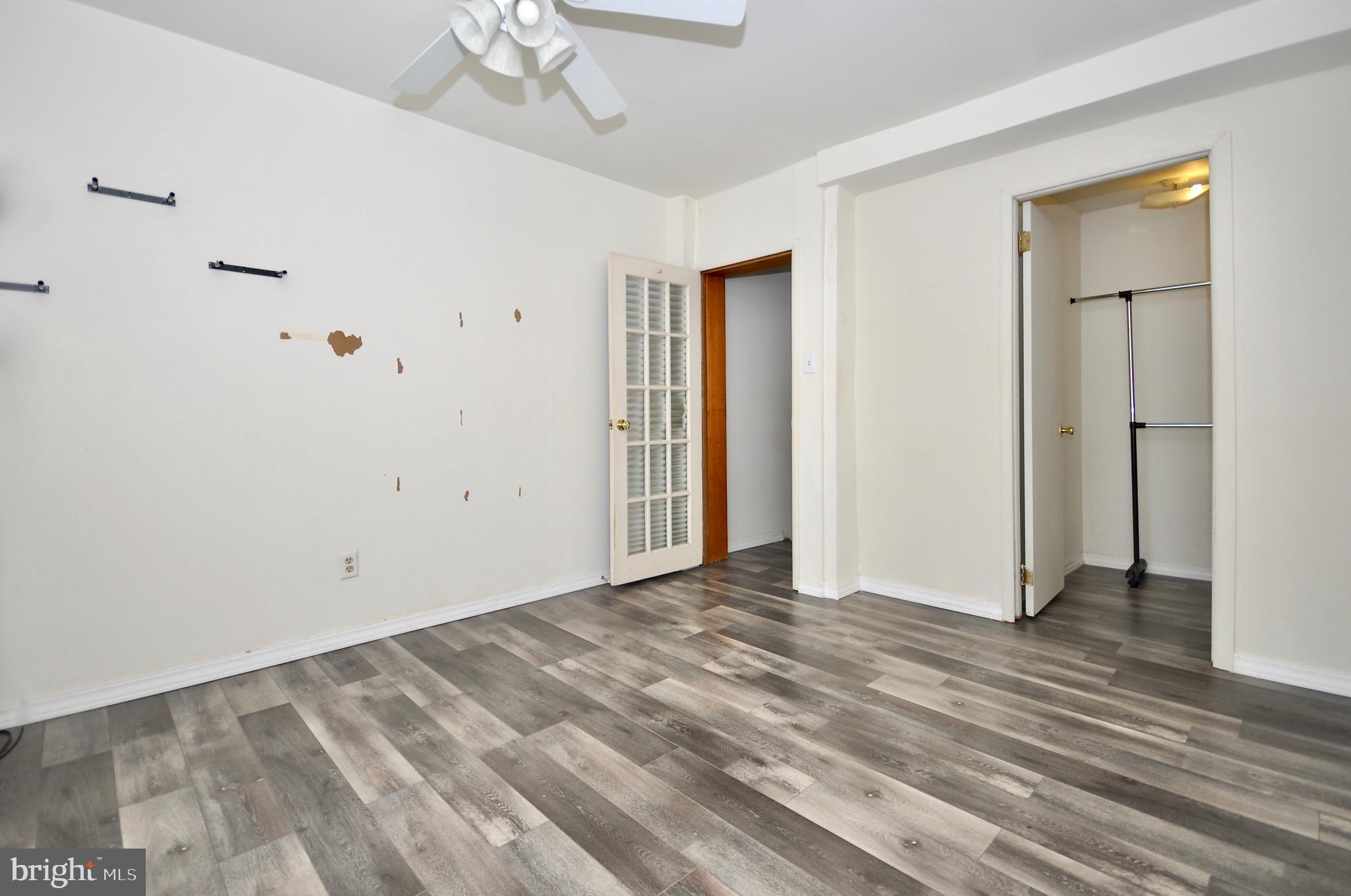 PORT RICHMOND - Residential