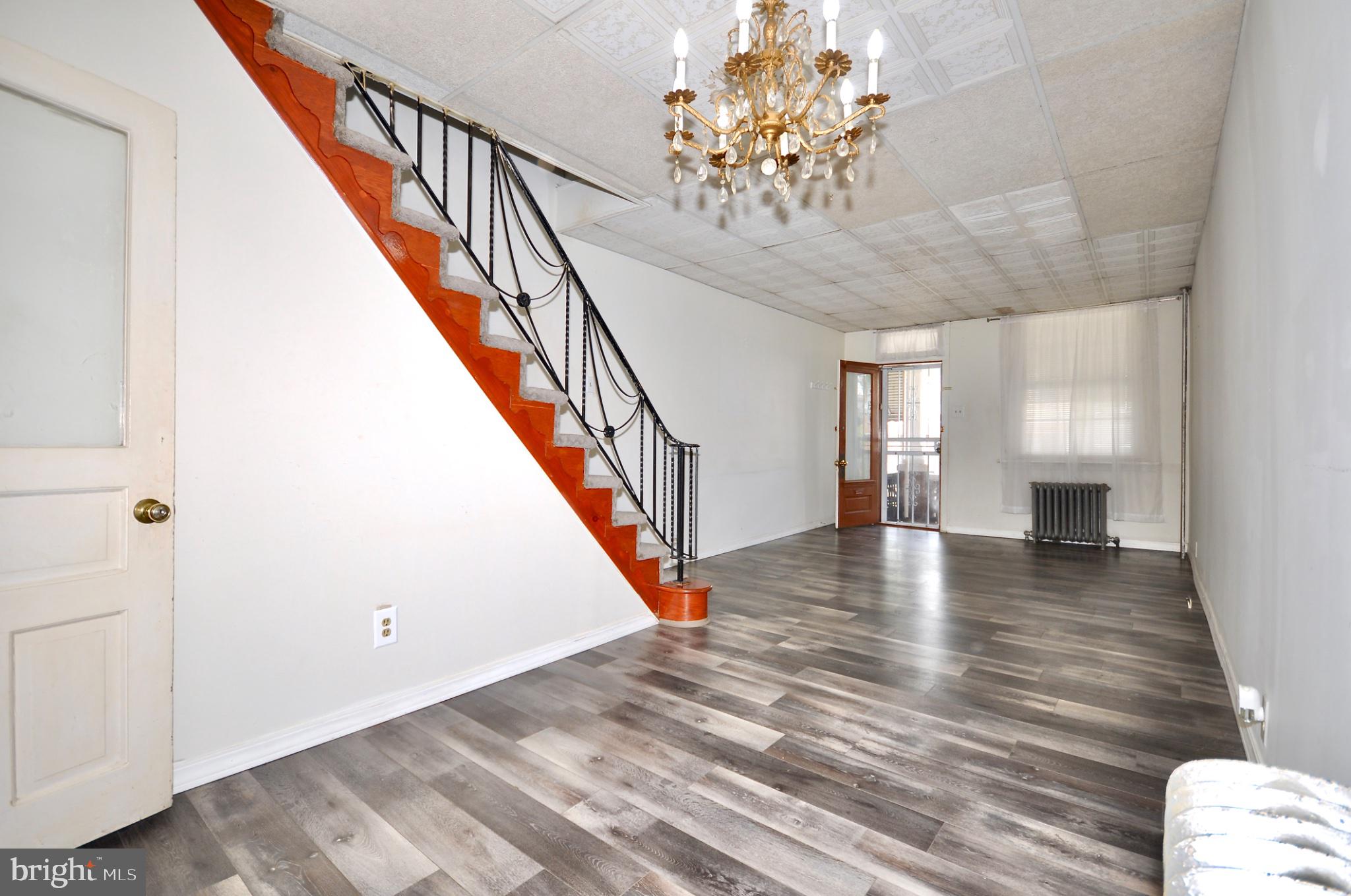PORT RICHMOND - Residential
