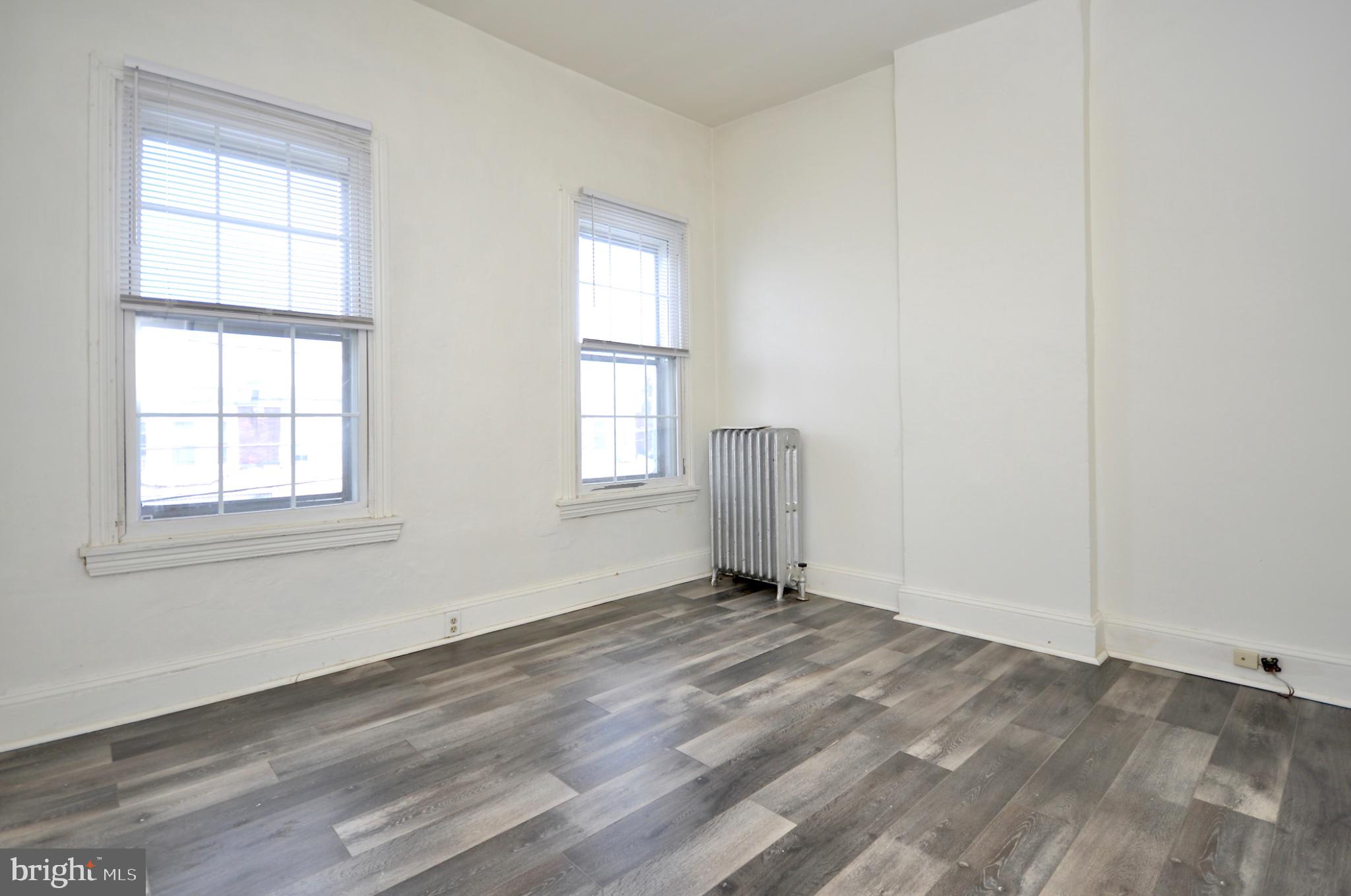 PORT RICHMOND - Residential