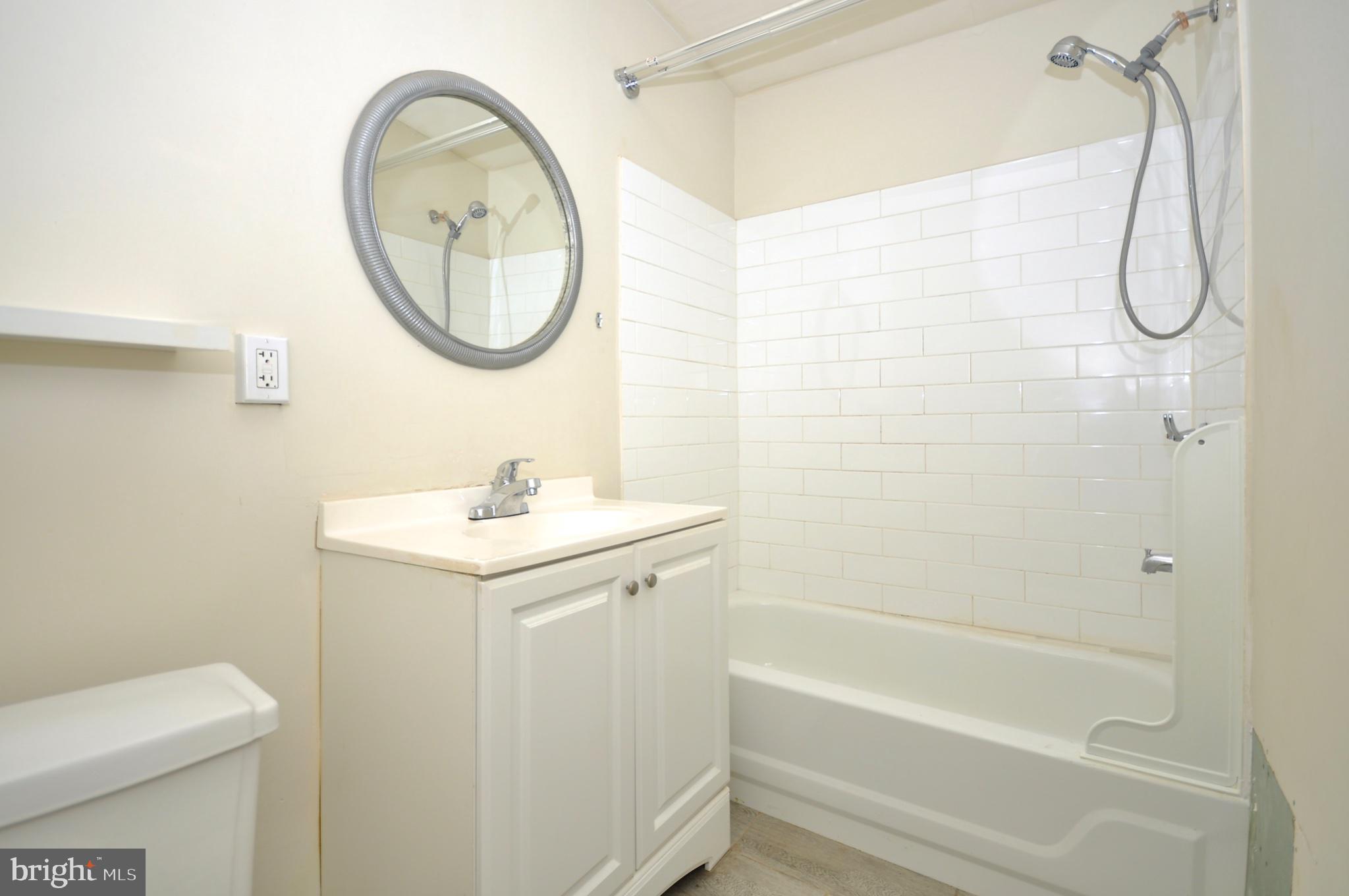 PORT RICHMOND - Residential