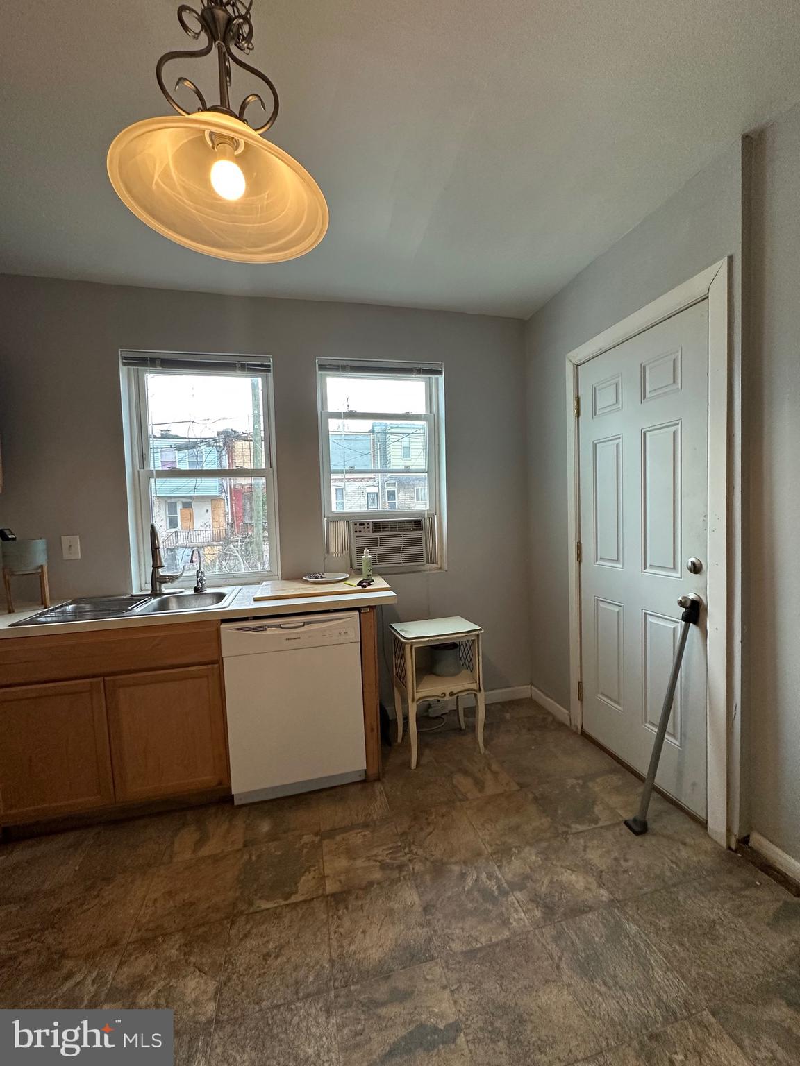 WESTPORT - Residential