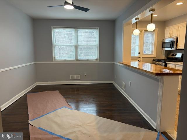 WEST HILLS - Residential