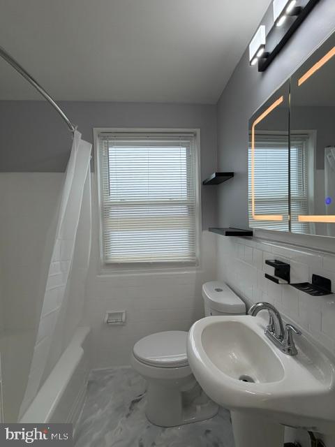 WEST HILLS - Residential