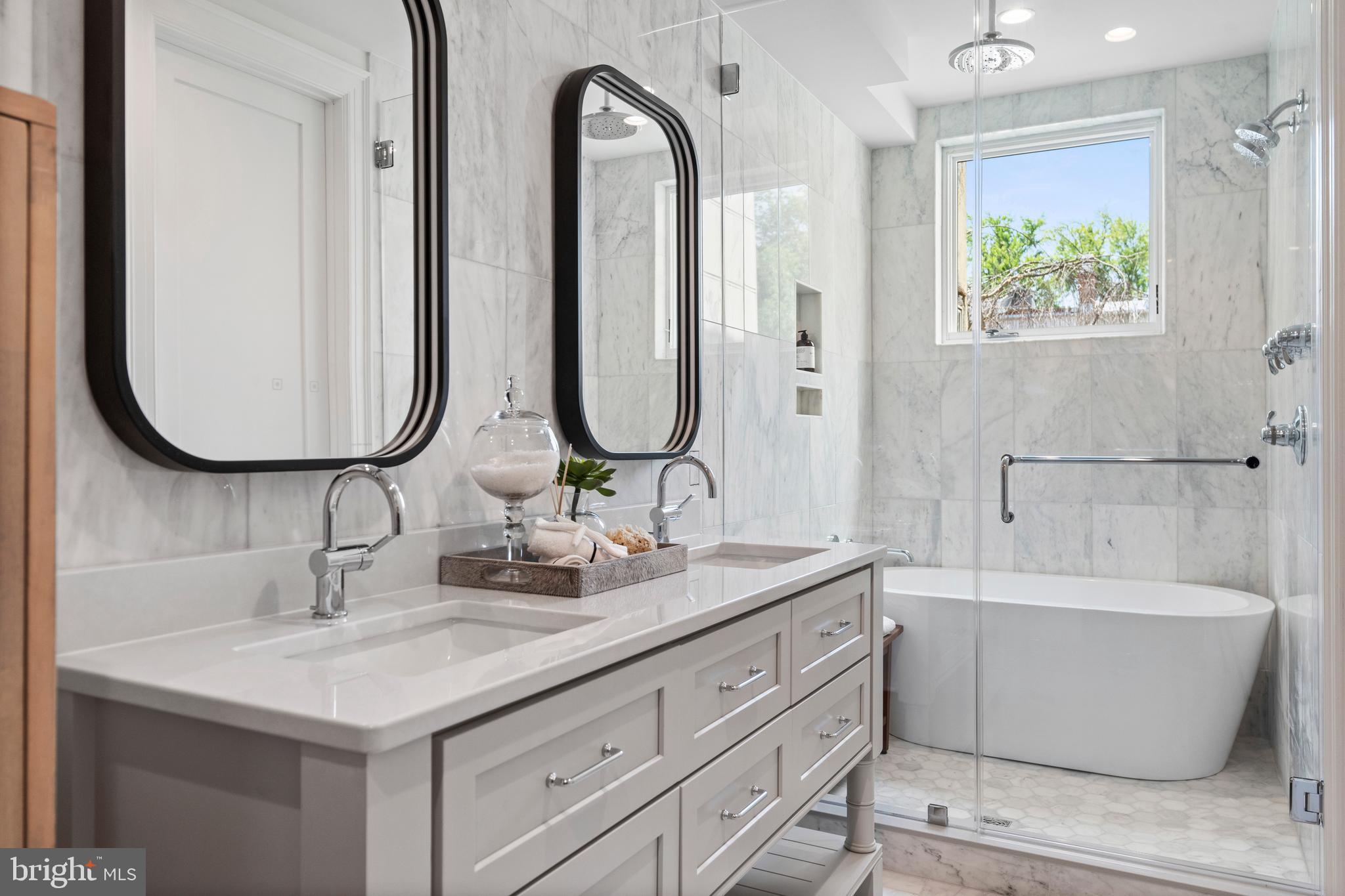 DUPONT CIRCLE - Residential