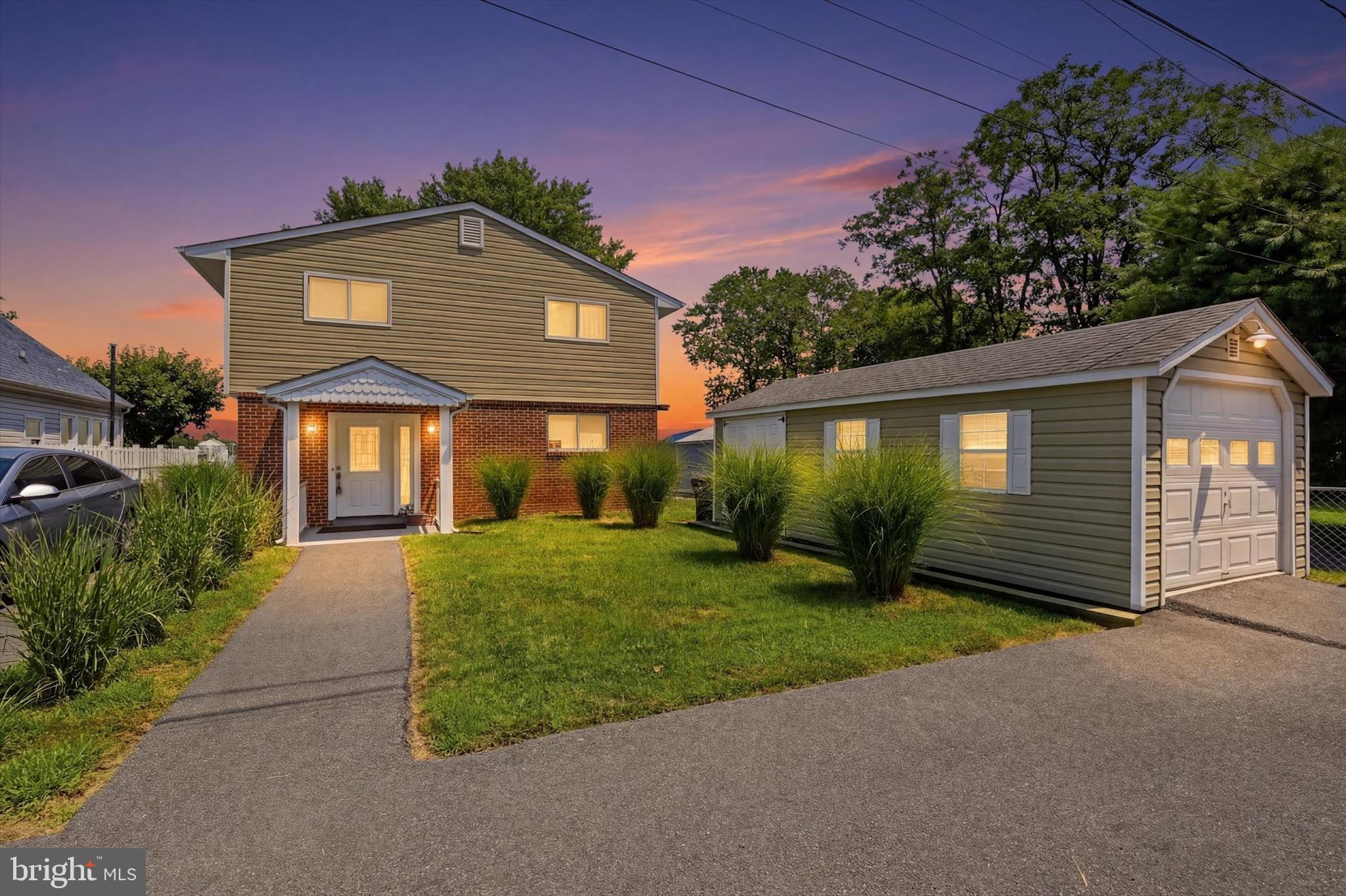 WEST INVERNESS - Residential