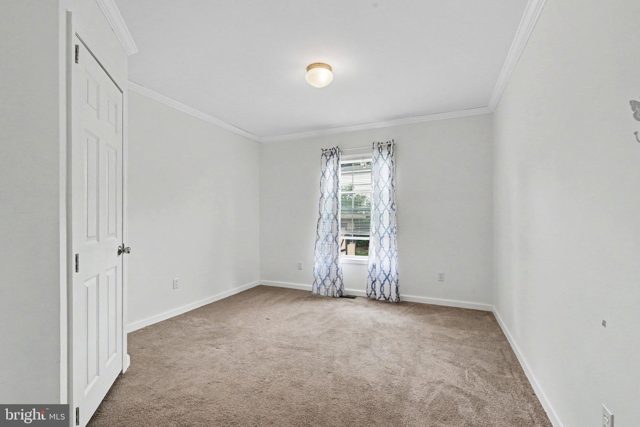 NORTHVIEW MANOR - Residential
