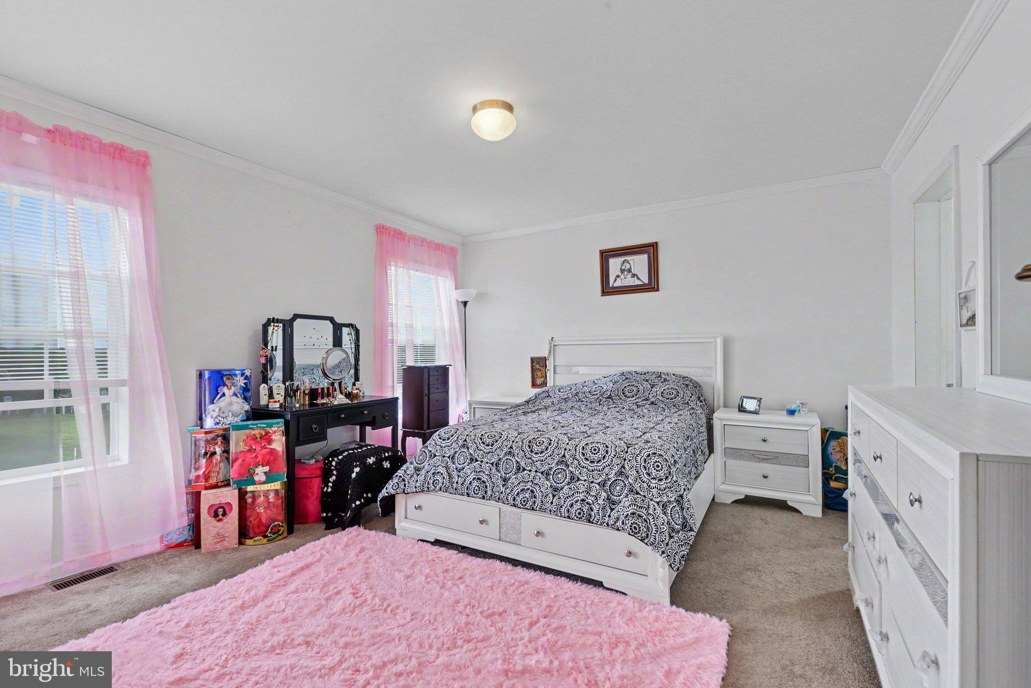 NORTHVIEW MANOR - Residential