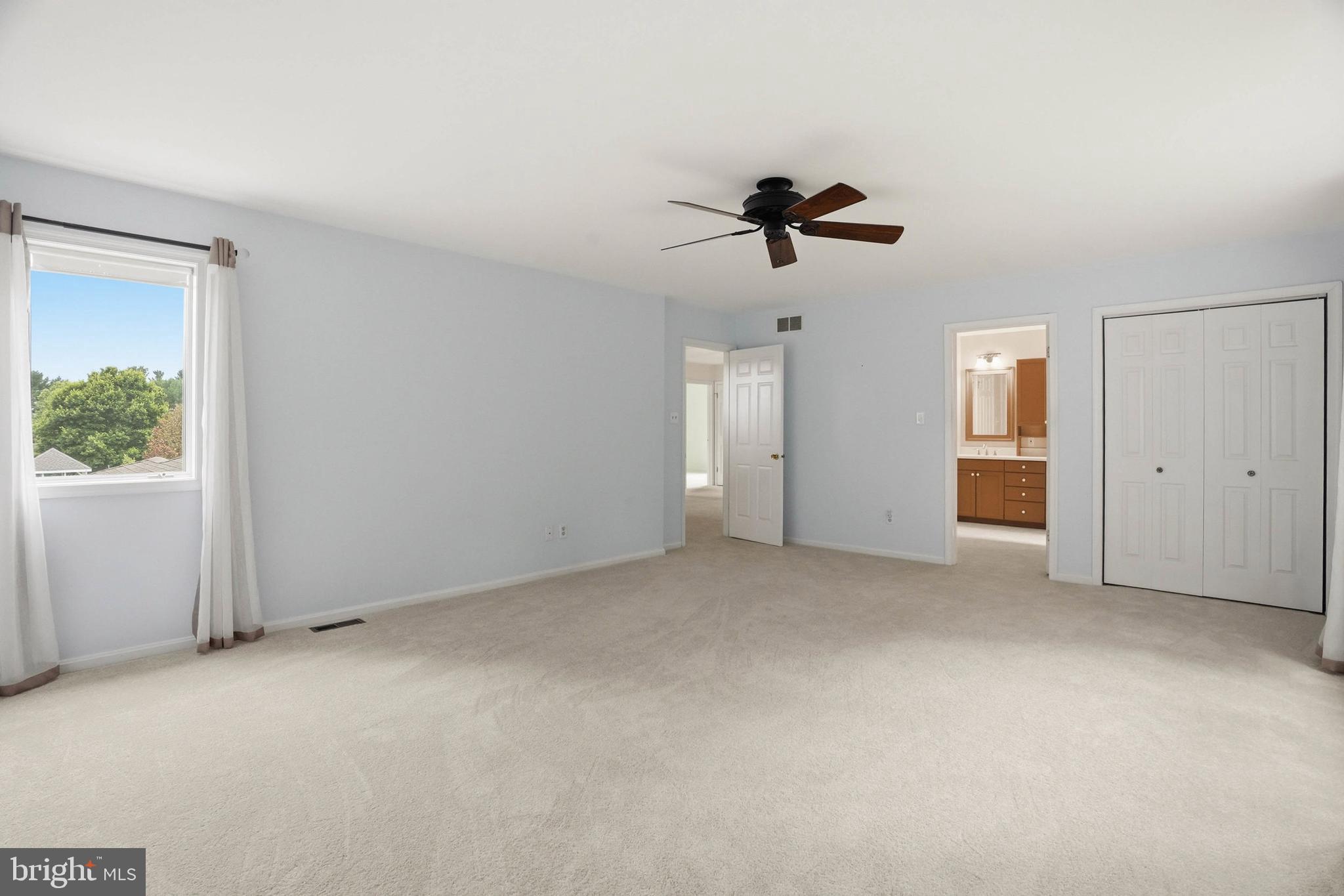 HIGHLAND LAKE - Residential