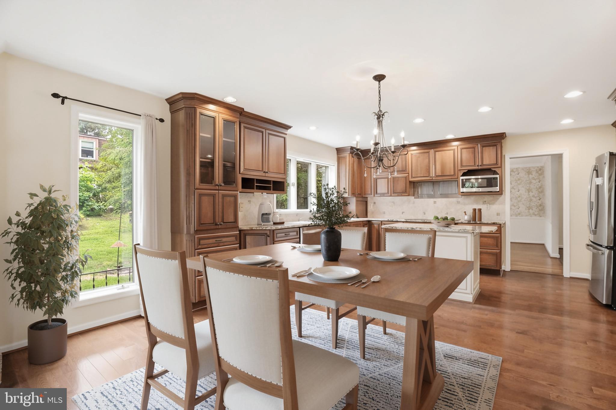 HIGHLAND LAKE - Residential