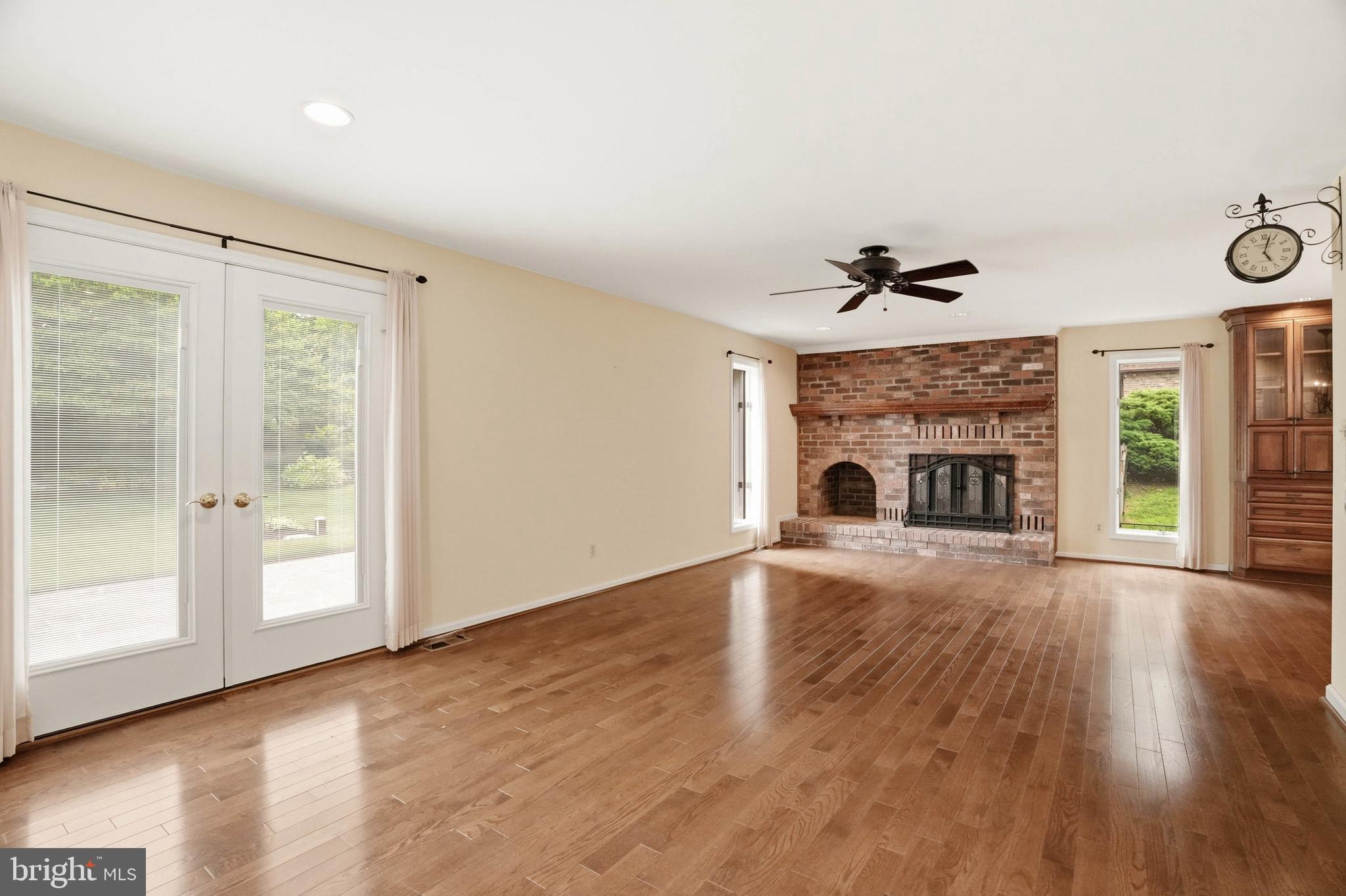 HIGHLAND LAKE - Residential