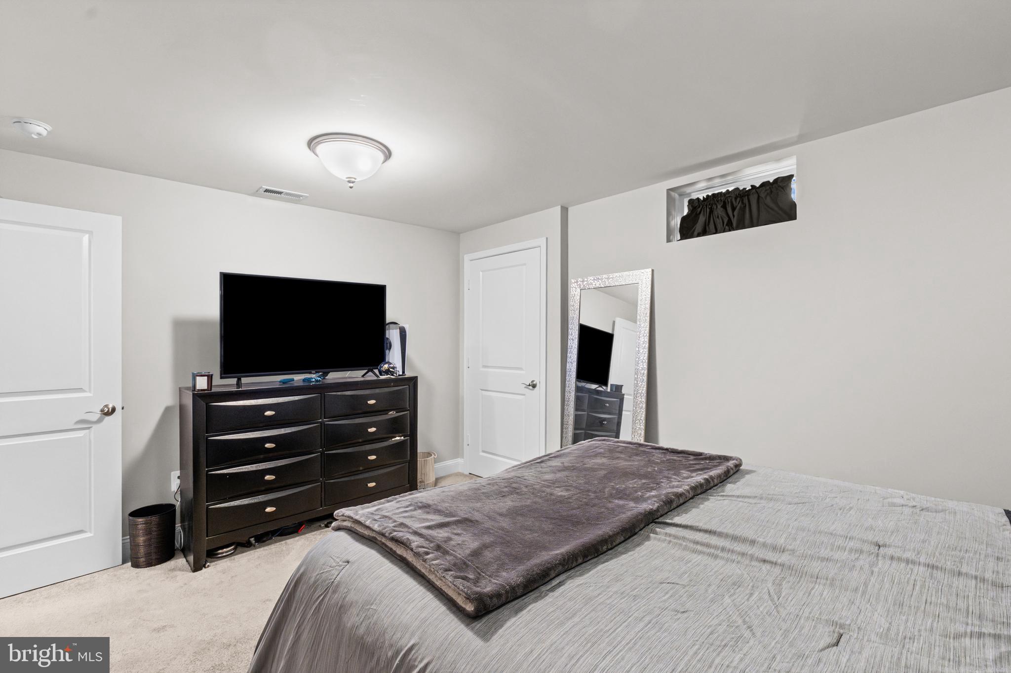 REISTERSTOWN - Residential